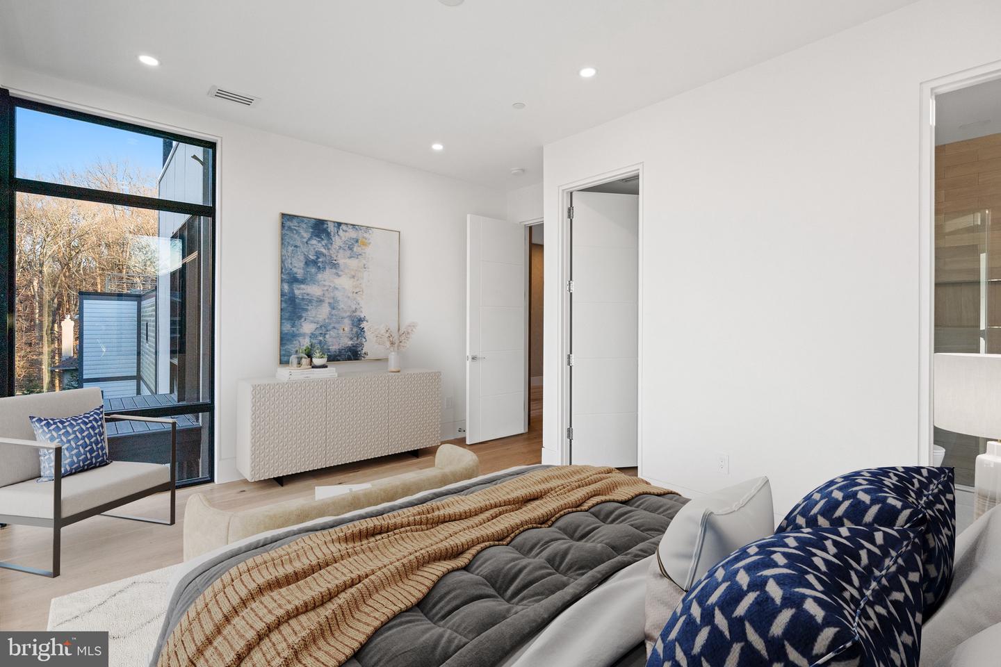 2717 TENNYSON ST NW, WASHINGTON, District Of Columbia 20015, 8 Bedrooms Bedrooms, ,8 BathroomsBathrooms,Residential,For sale,2717 TENNYSON ST NW,DCDC2223890 MLS # DCDC2223890 2717 TENNYSON ST NW, WASHINGTON, District Of Columbia 20015, 8 Bedrooms Bedrooms, ,8 BathroomsBathrooms,Residential,For sale,2717 TENNYSON ST NW,DCDC2223890 MLS # DCDC2223890