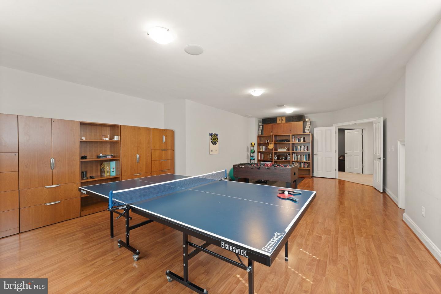 9603 THISTLE RIDGE LN, VIENNA, Virginia 22182, 5 Bedrooms Bedrooms, ,4 BathroomsBathrooms,Residential,For sale,9603 THISTLE RIDGE LN,VAFX2269004 MLS # VAFX2269004