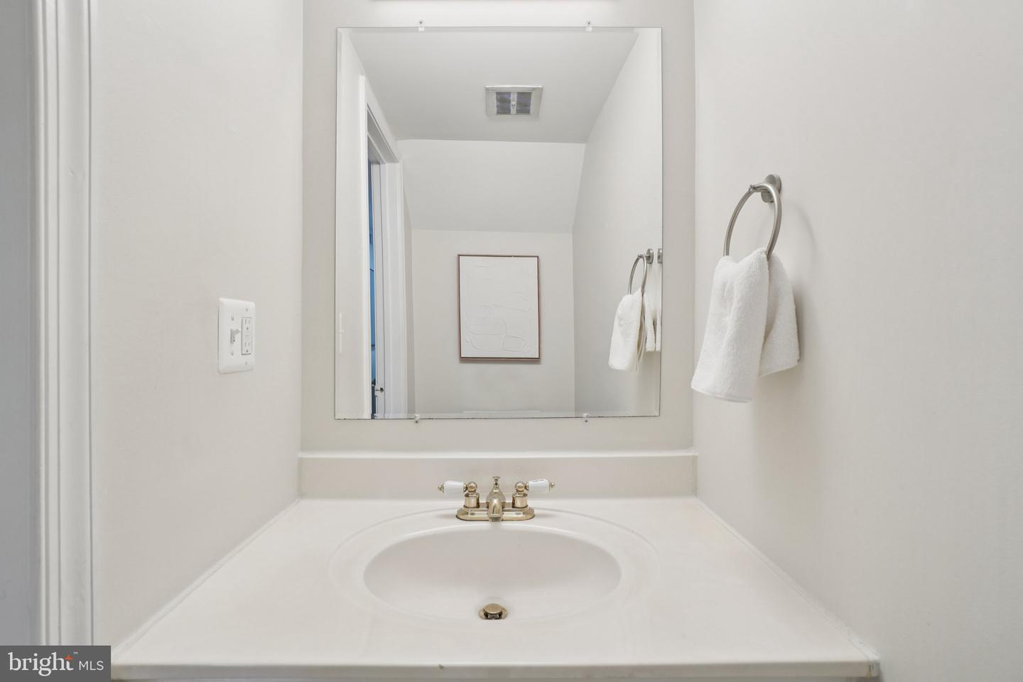 8336 FORRESTER BLVD #448, SPRINGFIELD, Virginia 22152, 2 Bedrooms Bedrooms, ,1 BathroomBathrooms,Residential,For sale,8336 FORRESTER BLVD #448,VAFX2269162 MLS # VAFX2269162