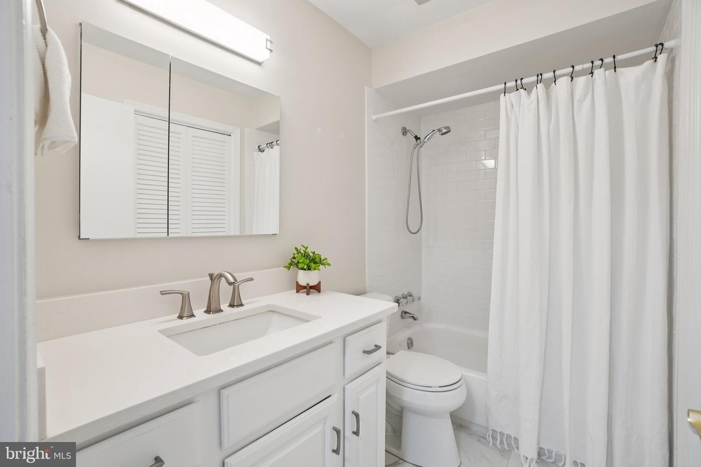 8336 FORRESTER BLVD #448, SPRINGFIELD, Virginia 22152, 2 Bedrooms Bedrooms, ,1 BathroomBathrooms,Residential,For sale,8336 FORRESTER BLVD #448,VAFX2269162 MLS # VAFX2269162