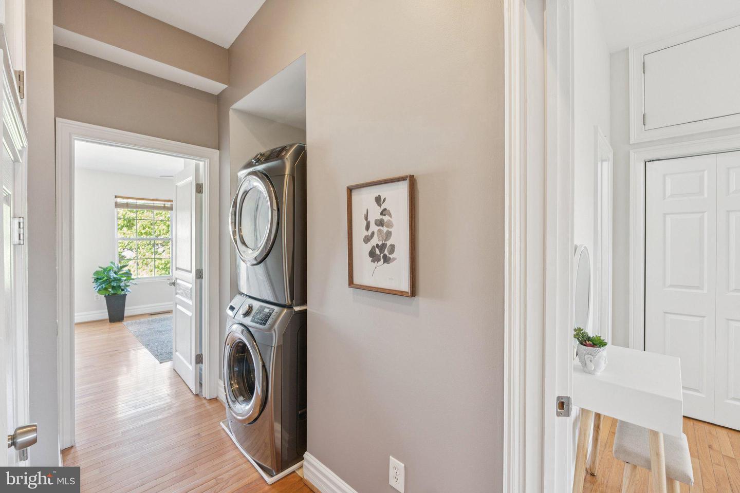 224 S ST NE #2, WASHINGTON, District Of Columbia 20002, 3 Bedrooms Bedrooms, ,2 BathroomsBathrooms,Residential,For sale,224 S ST NE #2,DCDC2224090 MLS # DCDC2224090