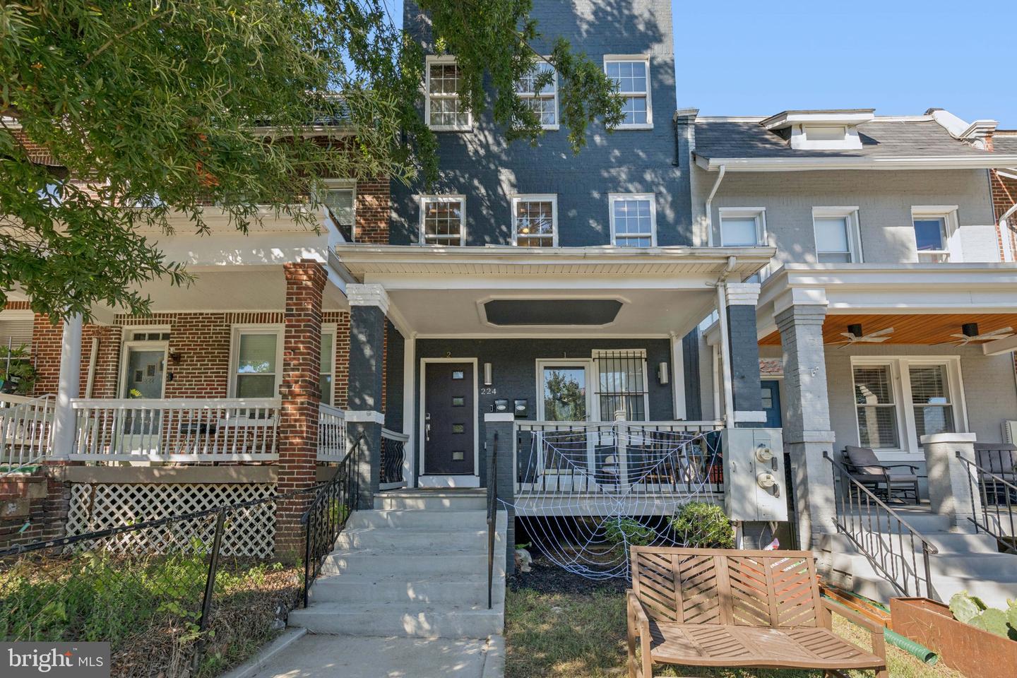 224 S ST NE #2, WASHINGTON, District Of Columbia 20002, 3 Bedrooms Bedrooms, ,2 BathroomsBathrooms,Residential,For sale,224 S ST NE #2,DCDC2224090 MLS # DCDC2224090