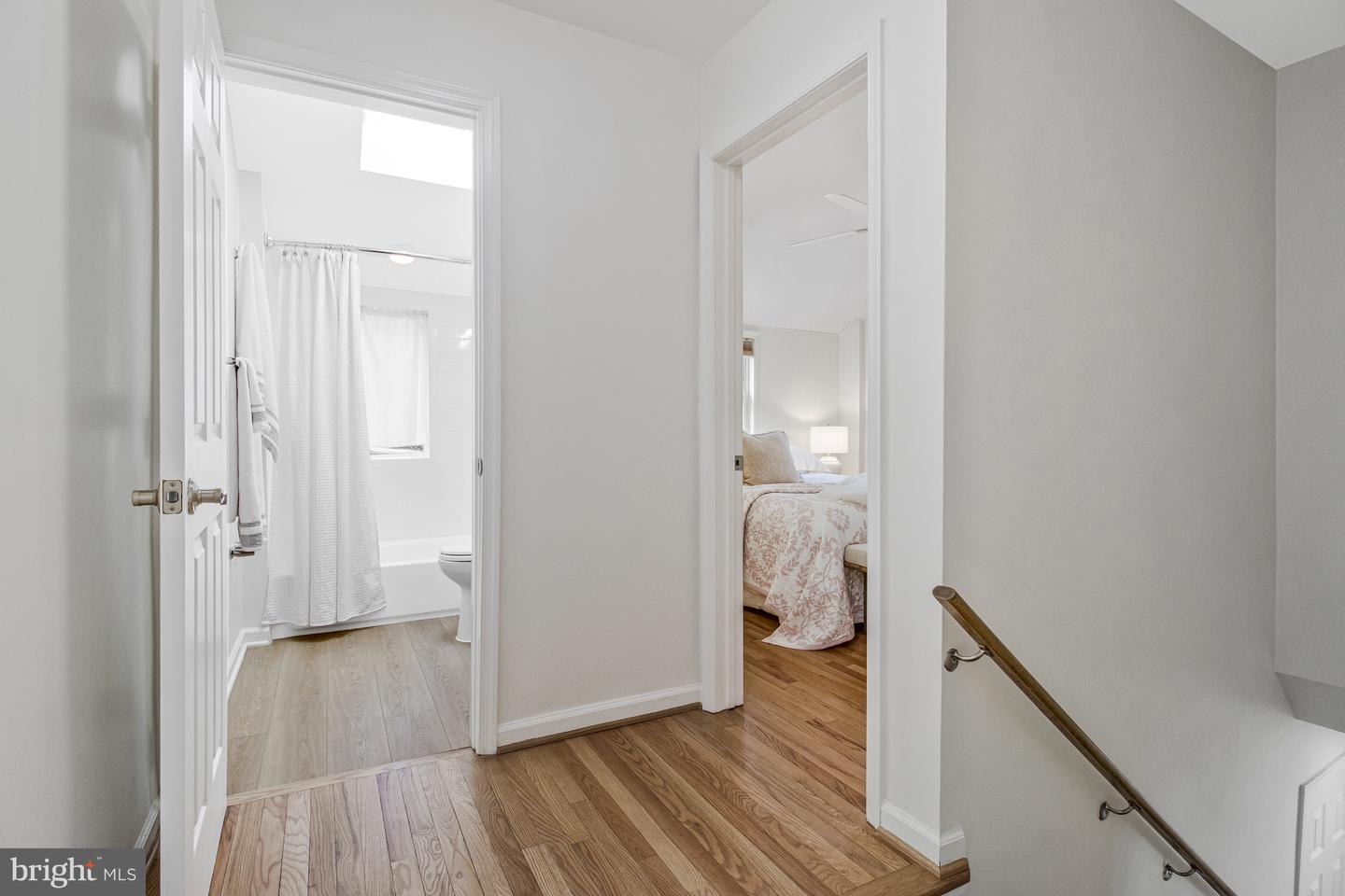 3112 S HAYES ST, ARLINGTON, Virginia 22202, 3 Bedrooms Bedrooms, ,2 BathroomsBathrooms,Residential,For sale,3112 S HAYES ST,VAAR2064156 MLS # VAAR2064156