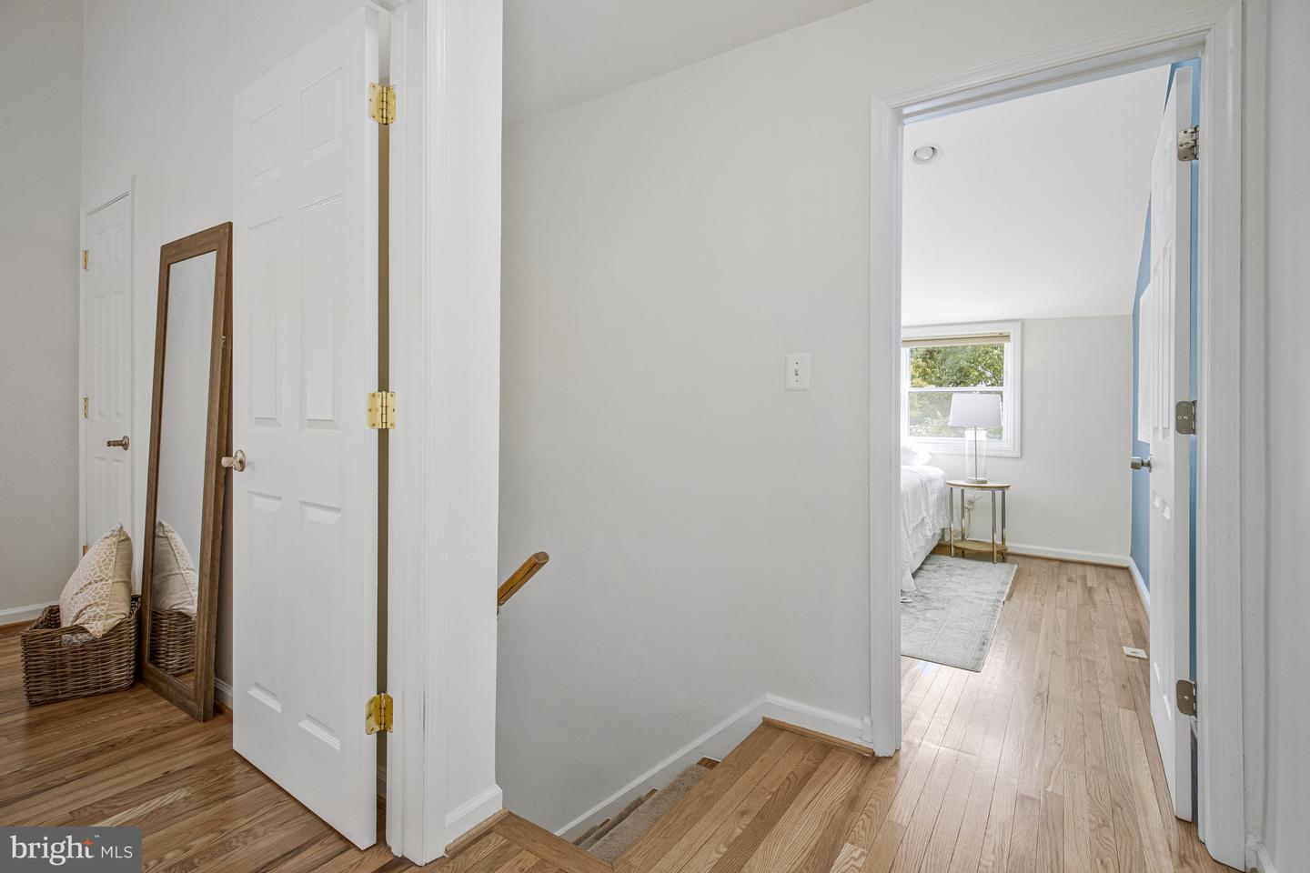 3112 S HAYES ST, ARLINGTON, Virginia 22202, 3 Bedrooms Bedrooms, ,2 BathroomsBathrooms,Residential,For sale,3112 S HAYES ST,VAAR2064156 MLS # VAAR2064156