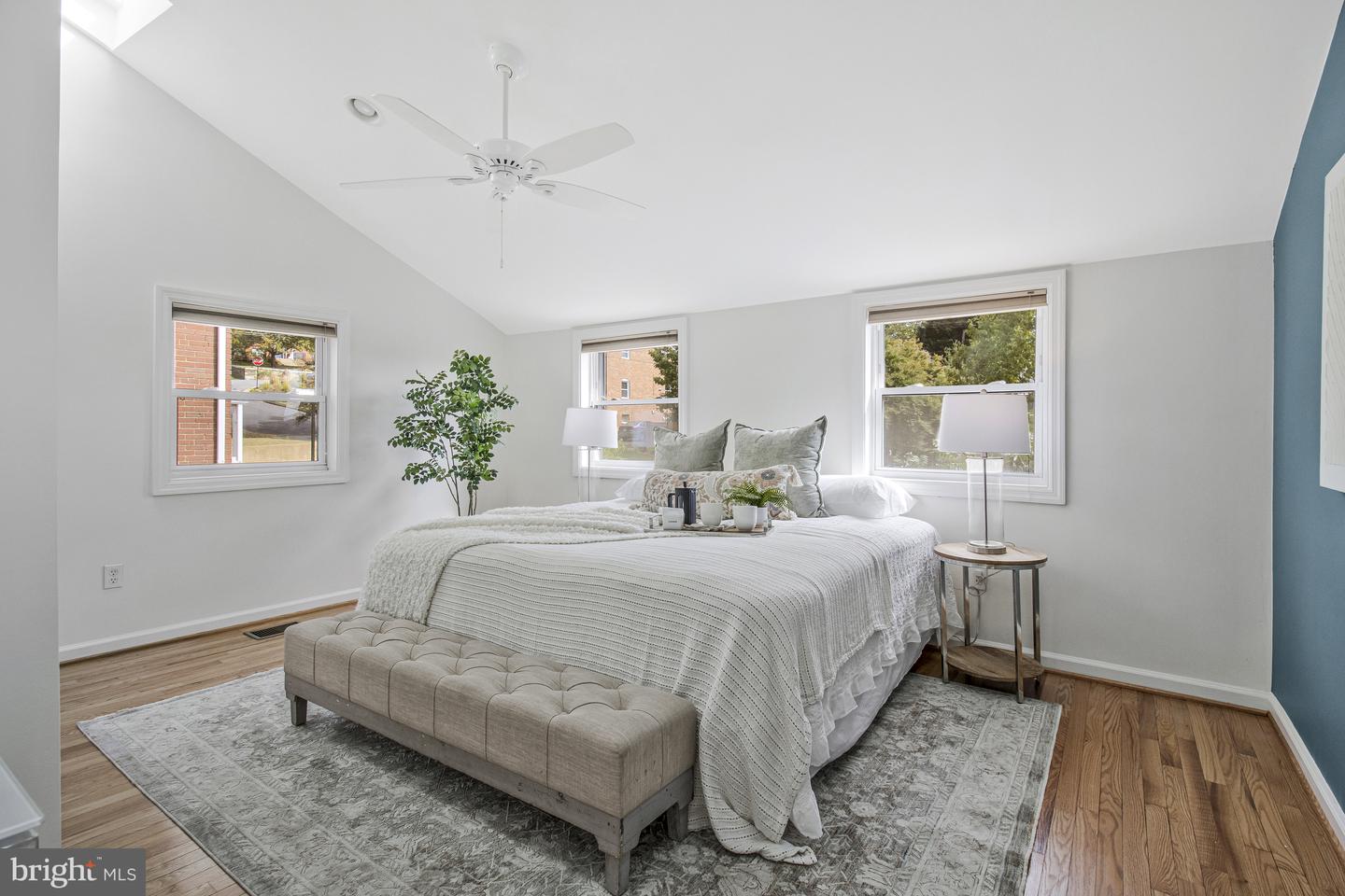 3112 S HAYES ST, ARLINGTON, Virginia 22202, 3 Bedrooms Bedrooms, ,2 BathroomsBathrooms,Residential,For sale,3112 S HAYES ST,VAAR2064156 MLS # VAAR2064156