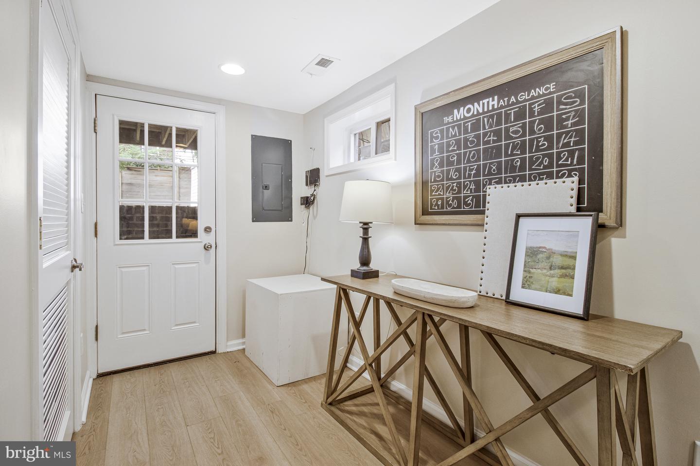3112 S HAYES ST, ARLINGTON, Virginia 22202, 3 Bedrooms Bedrooms, ,2 BathroomsBathrooms,Residential,For sale,3112 S HAYES ST,VAAR2064156 MLS # VAAR2064156