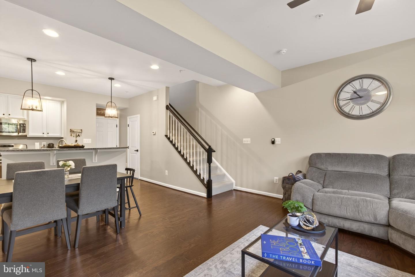 43842 ARTSMITH TER, ASHBURN, Virginia 20147, 3 Bedrooms Bedrooms, ,2 BathroomsBathrooms,Residential,For sale,43842 ARTSMITH TER,VALO2107624 MLS # VALO2107624