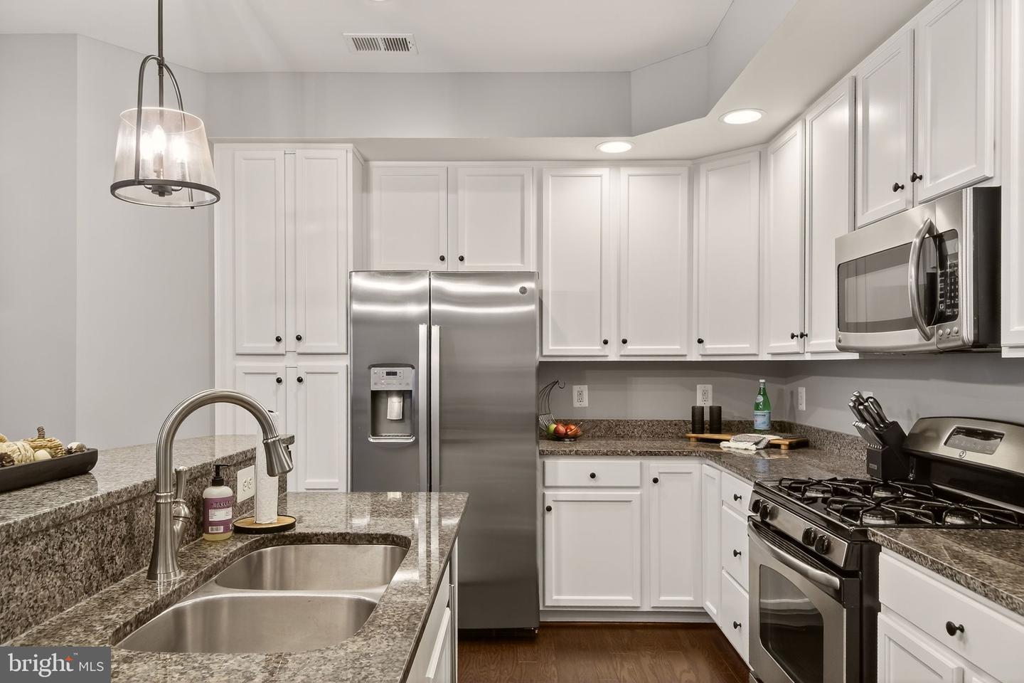 43842 ARTSMITH TER, ASHBURN, Virginia 20147, 3 Bedrooms Bedrooms, ,2 BathroomsBathrooms,Residential,For sale,43842 ARTSMITH TER,VALO2107624 MLS # VALO2107624