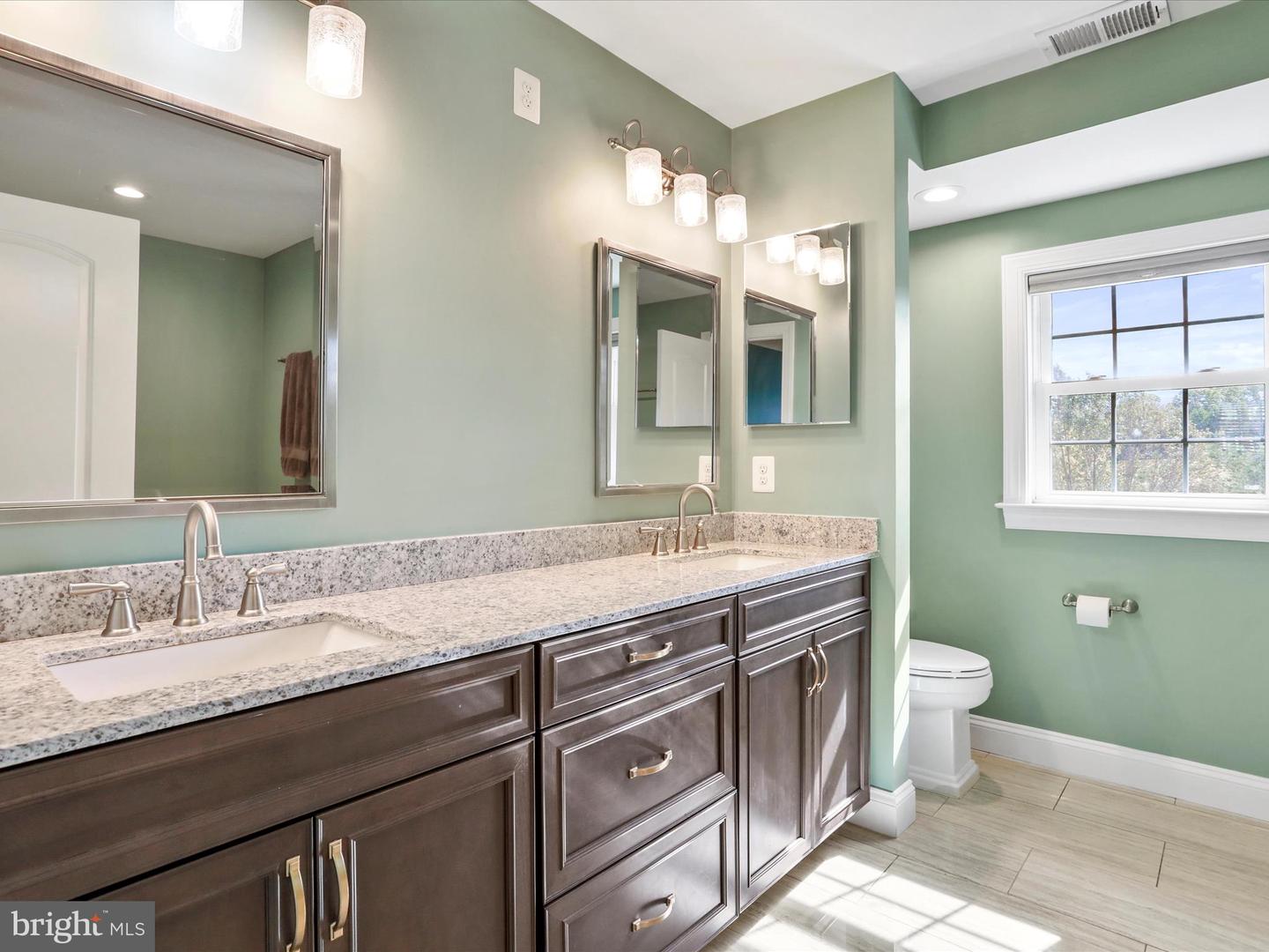 43 LITTLE SORREL DR, MIDDLETOWN, Virginia 22645, 6 Bedrooms Bedrooms, ,4 BathroomsBathrooms,Residential,For sale,43 LITTLE SORREL DR,VAWR2012424 MLS # VAWR2012424 43 LITTLE SORREL DR, MIDDLETOWN, Virginia 22645, 6 Bedrooms Bedrooms, ,4 BathroomsBathrooms,Residential,For sale,43 LITTLE SORREL DR,VAWR2012424 MLS # VAWR2012424