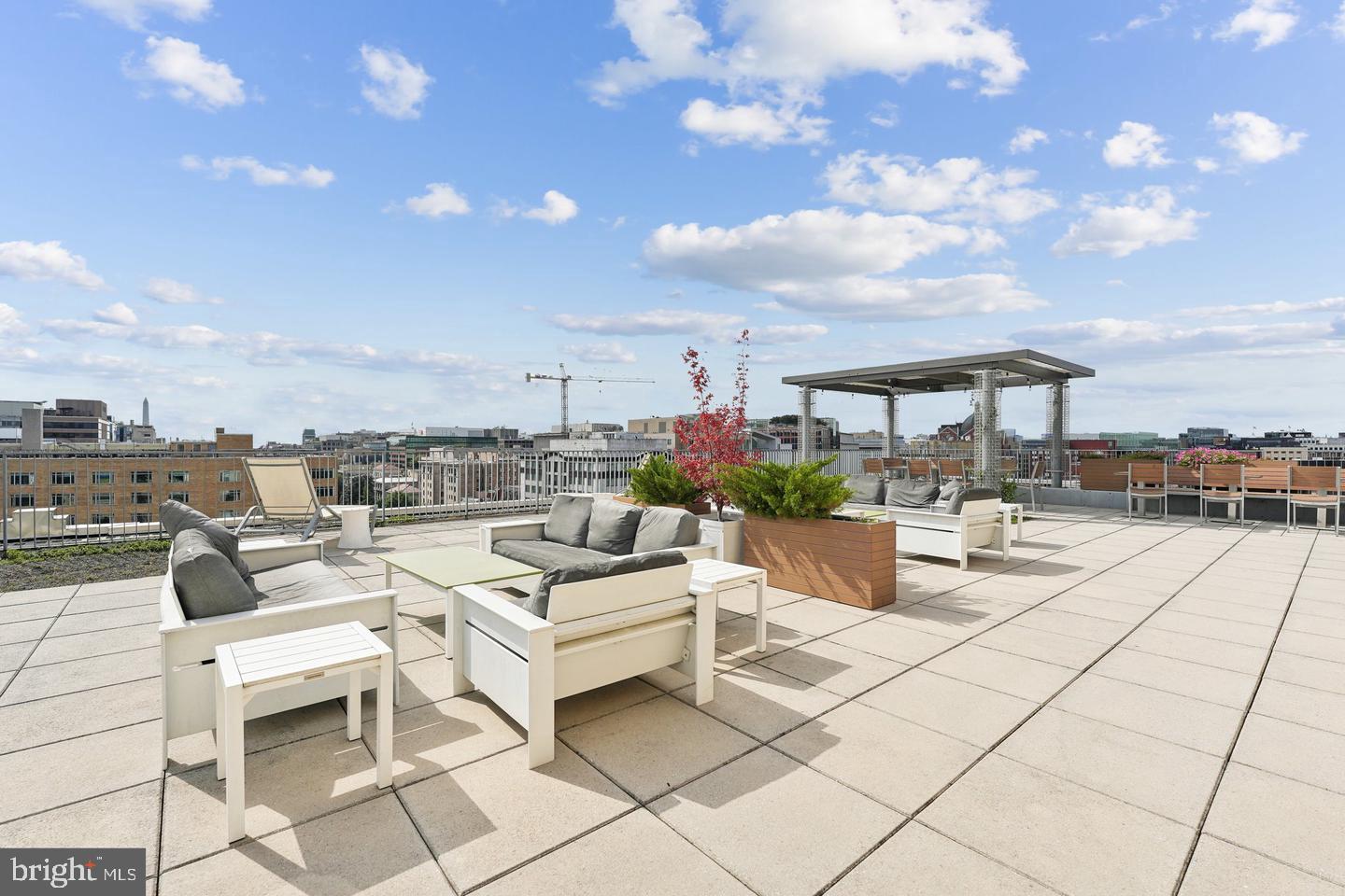 1 SCOTT CIR NW #105, WASHINGTON, District Of Columbia 20036, 1 Bedroom Bedrooms, ,1 BathroomBathrooms,Residential,For sale,1 SCOTT CIR NW #105,DCDC2224194 MLS # DCDC2224194