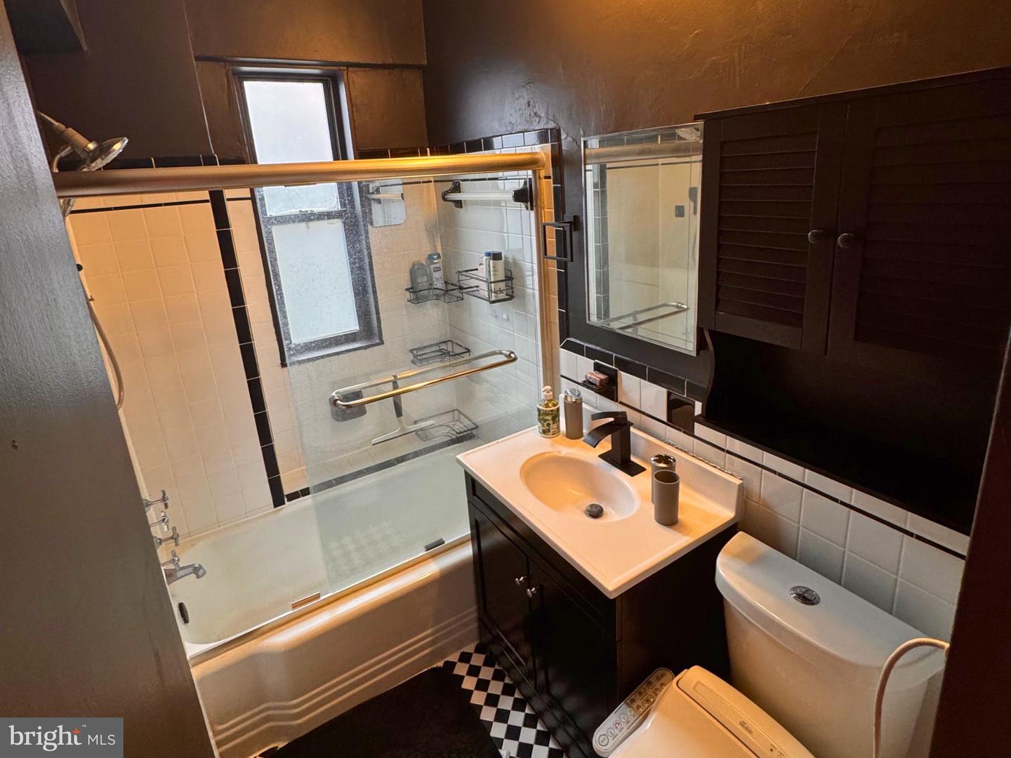 1 SCOTT CIR NW #105, WASHINGTON, District Of Columbia 20036, 1 Bedroom Bedrooms, ,1 BathroomBathrooms,Residential,For sale,1 SCOTT CIR NW #105,DCDC2224194 MLS # DCDC2224194