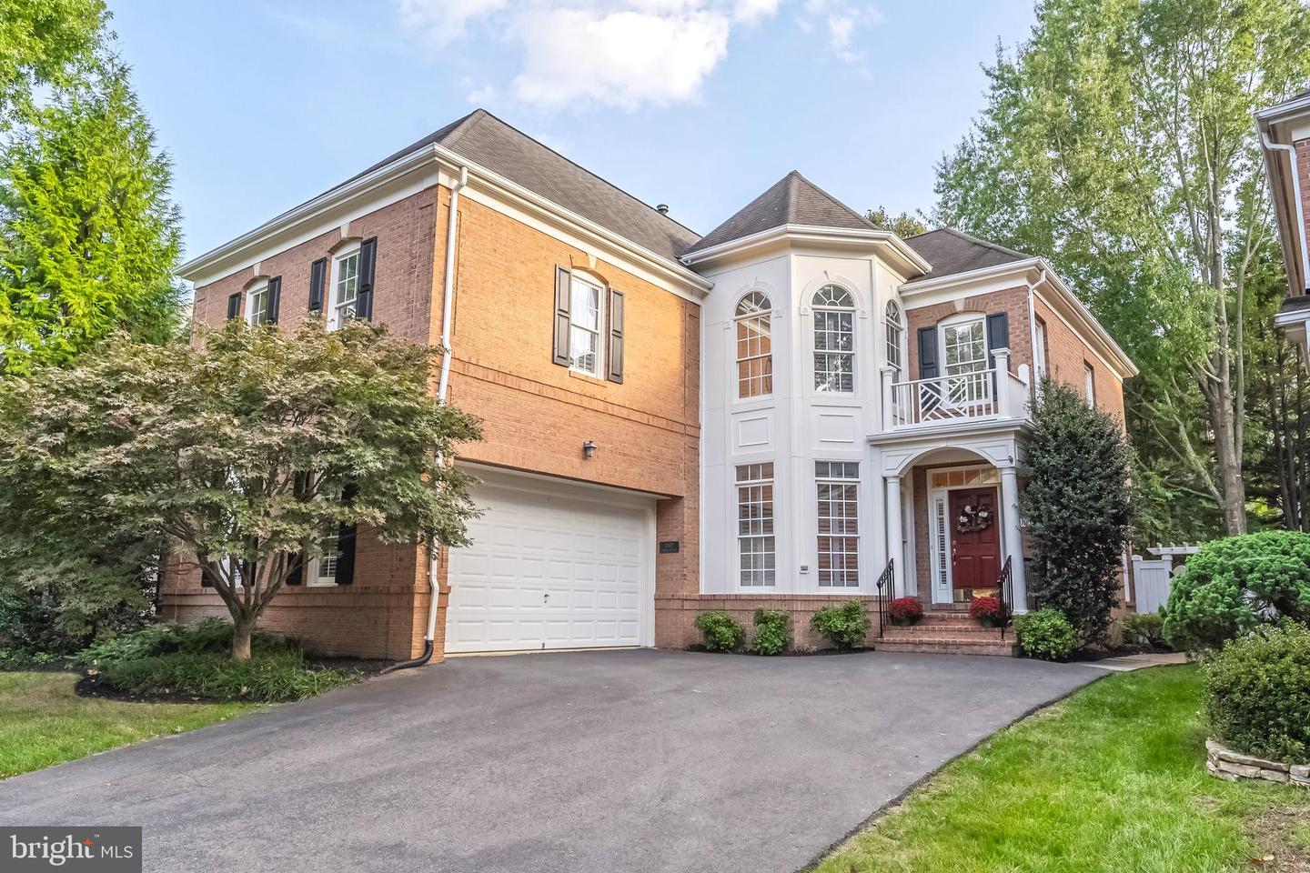 10087 DANIELS RUN WAY, FAIRFAX, Virginia 22030, 4 Bedrooms Bedrooms, ,3 BathroomsBathrooms,Residential,For sale,10087 DANIELS RUN WAY,VAFC2007094 MLS # VAFC2007094