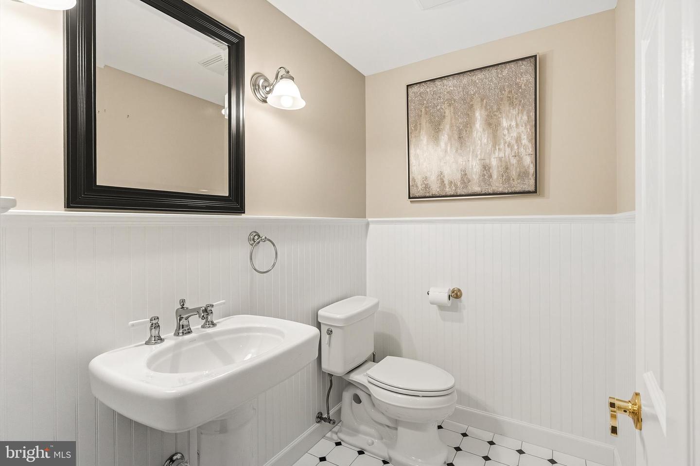 10087 DANIELS RUN WAY, FAIRFAX, Virginia 22030, 4 Bedrooms Bedrooms, ,3 BathroomsBathrooms,Residential,For sale,10087 DANIELS RUN WAY,VAFC2007094 MLS # VAFC2007094