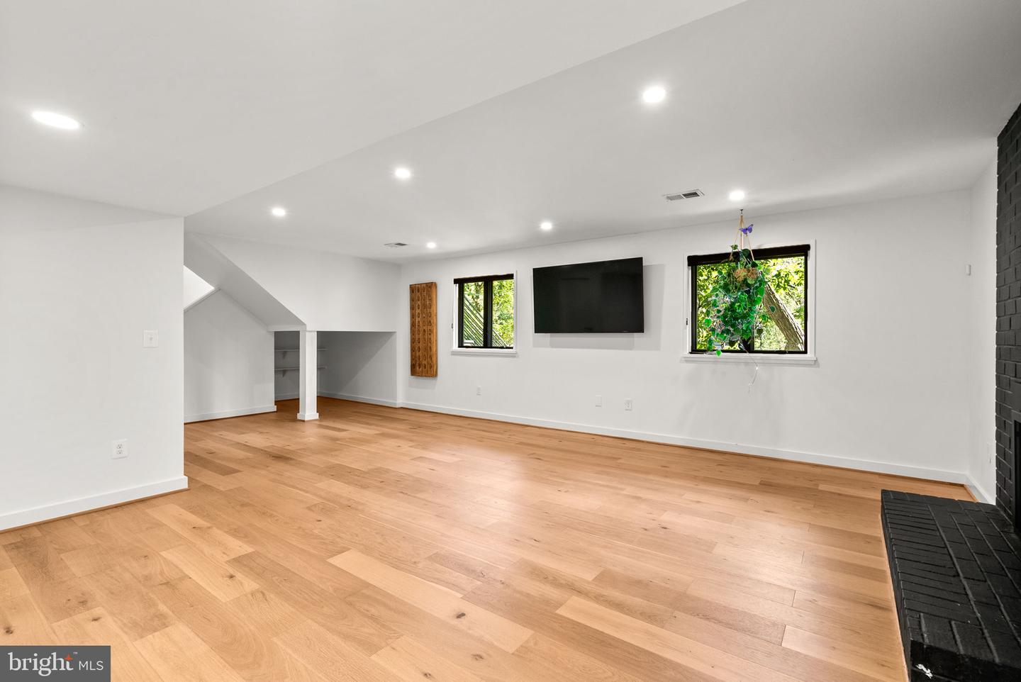 4218 BLAGDEN AVE NW, WASHINGTON, District Of Columbia 20011, 3 Bedrooms Bedrooms, ,3 BathroomsBathrooms,Residential,For sale,4218 BLAGDEN AVE NW,DCDC2224312 MLS # DCDC2224312