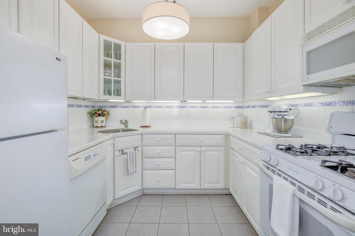 4000 CATHEDRAL AVE NW #134B, WASHINGTON, District Of Columbia 20016, 1 Bedroom Bedrooms, ,1 BathroomBathrooms,Residential,For sale,4000 CATHEDRAL AVE NW #134B,DCDC2224344 MLS # DCDC2224344