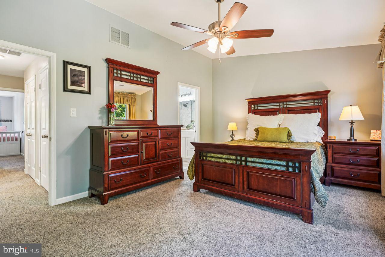 7917 VALLEYFIELD DR, SPRINGFIELD, Virginia 22153, 3 Bedrooms Bedrooms, ,2 BathroomsBathrooms,Residential,For sale,7917 VALLEYFIELD DR,VAFX2269482 MLS # VAFX2269482