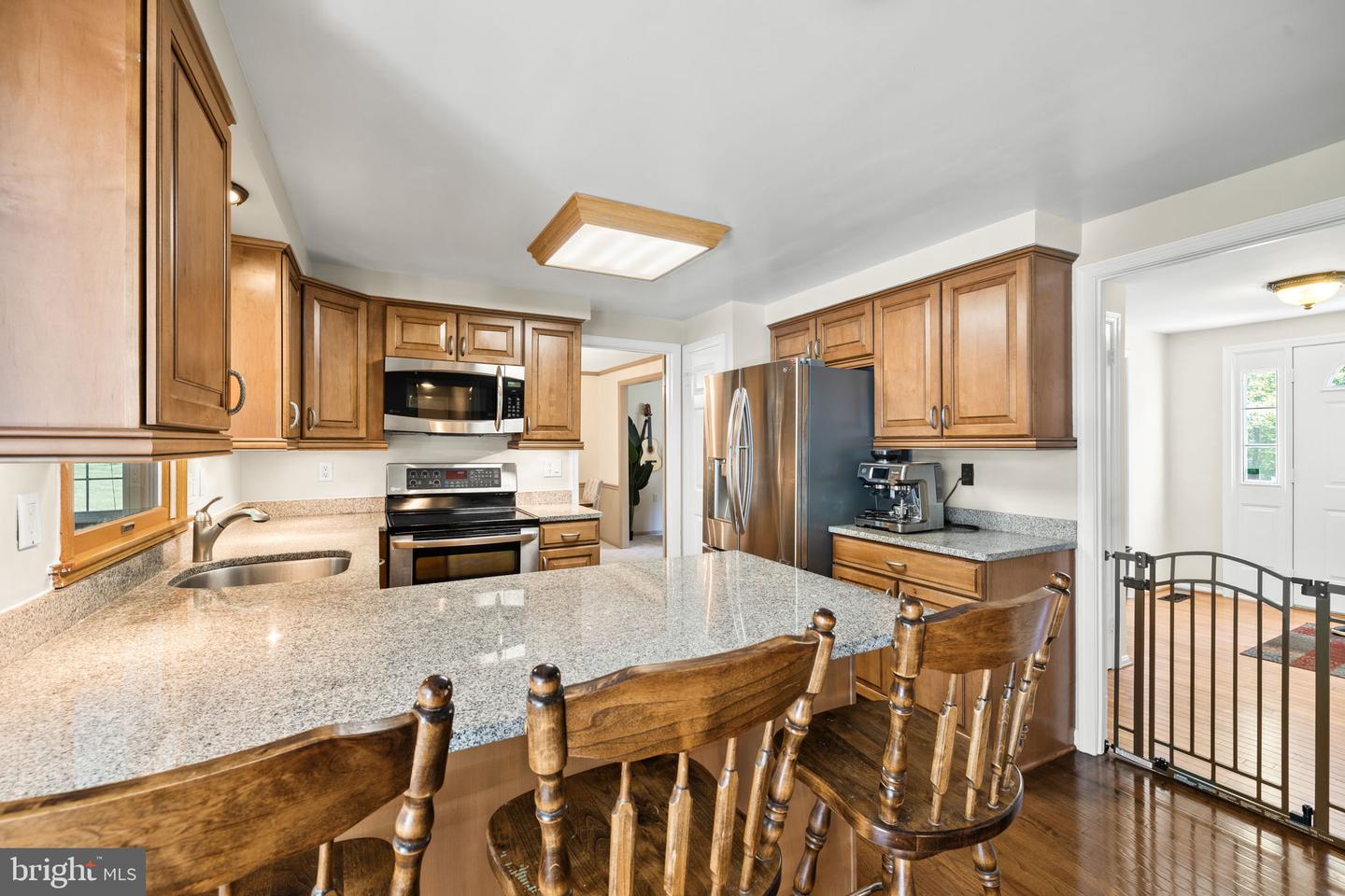 6116 KINGS COLOR DR, FAIRFAX, Virginia 22030, 4 Bedrooms Bedrooms, ,2 BathroomsBathrooms,Residential,For sale,6116 KINGS COLOR DR,VAFX2269502 MLS # VAFX2269502