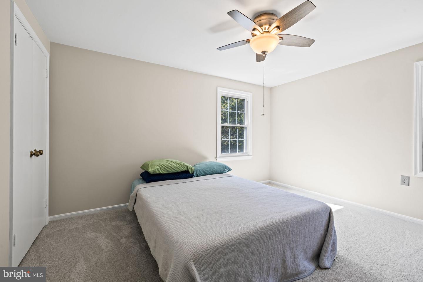 6116 KINGS COLOR DR, FAIRFAX, Virginia 22030, 4 Bedrooms Bedrooms, ,2 BathroomsBathrooms,Residential,For sale,6116 KINGS COLOR DR,VAFX2269502 MLS # VAFX2269502