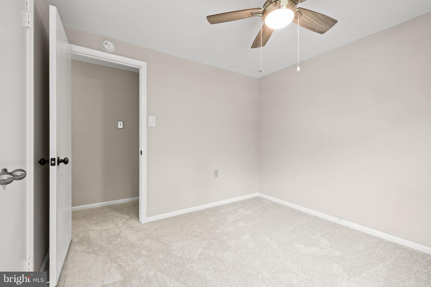 6116 KINGS COLOR DR, FAIRFAX, Virginia 22030, 4 Bedrooms Bedrooms, ,2 BathroomsBathrooms,Residential,For sale,6116 KINGS COLOR DR,VAFX2269502 MLS # VAFX2269502