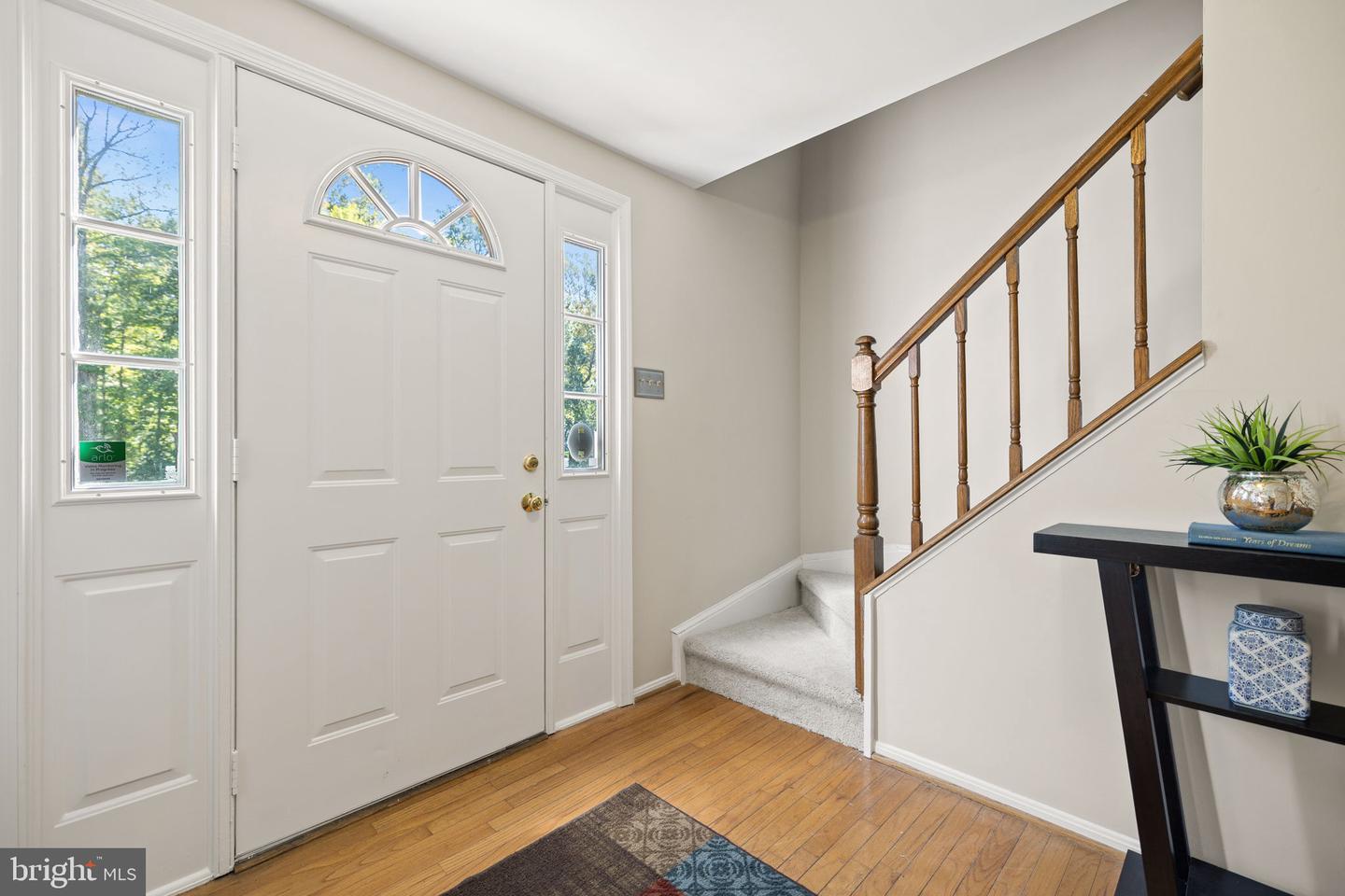 6116 KINGS COLOR DR, FAIRFAX, Virginia 22030, 4 Bedrooms Bedrooms, ,2 BathroomsBathrooms,Residential,For sale,6116 KINGS COLOR DR,VAFX2269502 MLS # VAFX2269502