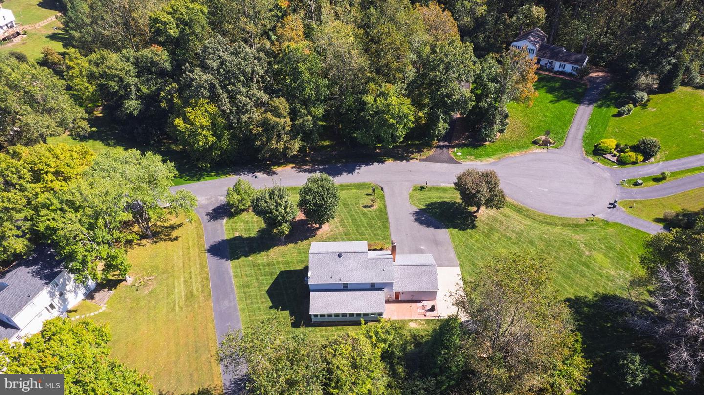 6116 KINGS COLOR DR, FAIRFAX, Virginia 22030, 4 Bedrooms Bedrooms, ,2 BathroomsBathrooms,Residential,For sale,6116 KINGS COLOR DR,VAFX2269502 MLS # VAFX2269502