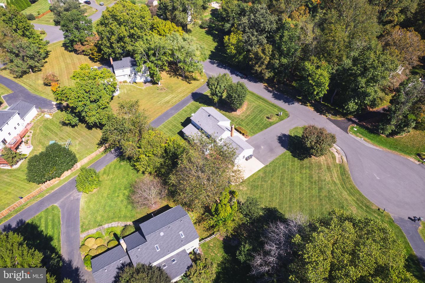 6116 KINGS COLOR DR, FAIRFAX, Virginia 22030, 4 Bedrooms Bedrooms, ,2 BathroomsBathrooms,Residential,For sale,6116 KINGS COLOR DR,VAFX2269502 MLS # VAFX2269502