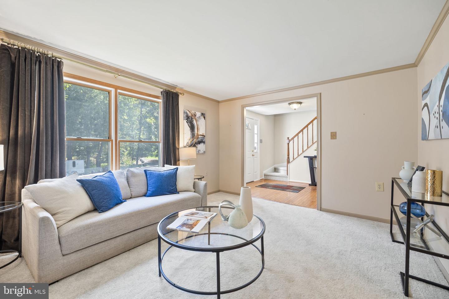 6116 KINGS COLOR DR, FAIRFAX, Virginia 22030, 4 Bedrooms Bedrooms, ,2 BathroomsBathrooms,Residential,For sale,6116 KINGS COLOR DR,VAFX2269502 MLS # VAFX2269502
