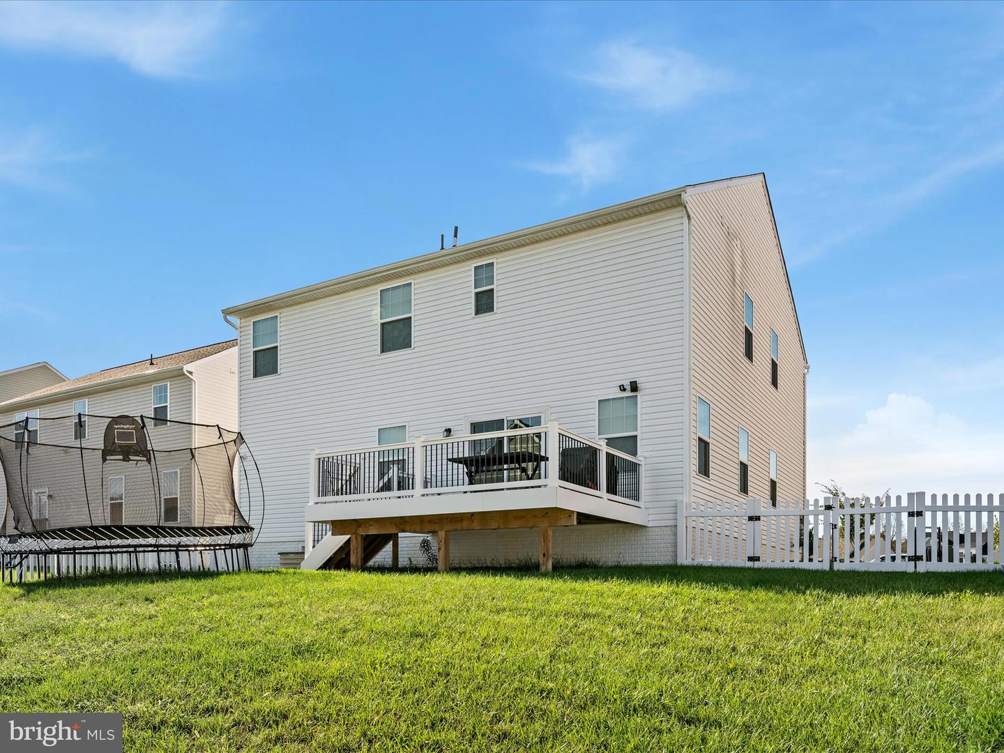 107 INTERLACE WAY, STEPHENSON, Virginia 22656, 4 Bedrooms Bedrooms, ,3 BathroomsBathrooms,Residential,For sale,107 INTERLACE WAY,VAFV2037076 MLS # VAFV2037076
