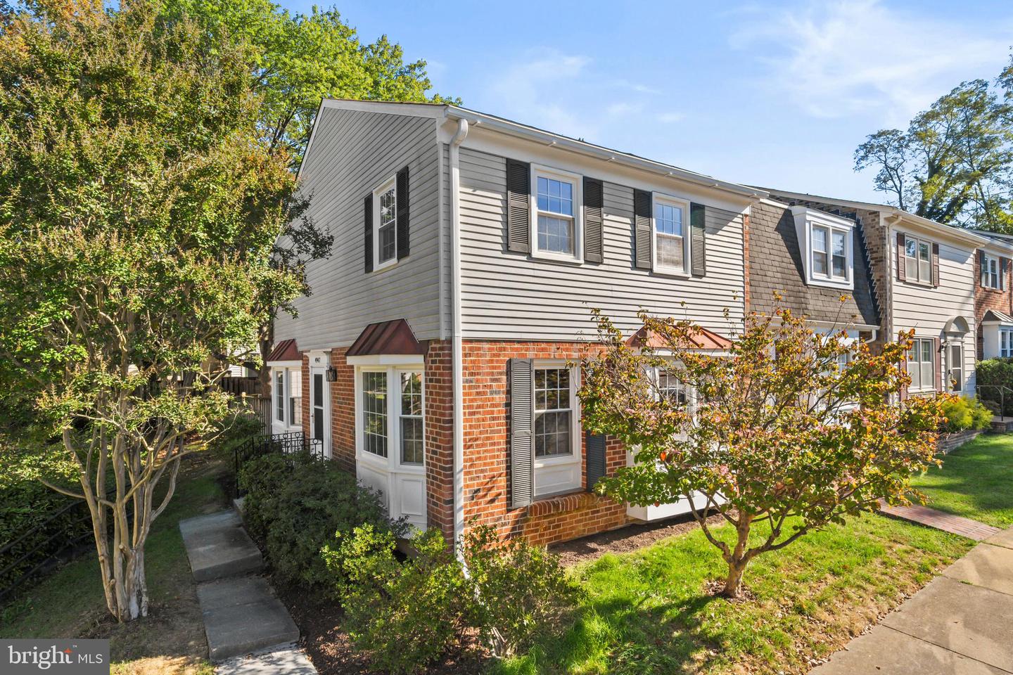 4947 MCFARLAND CT, FAIRFAX, Virginia 22032, 3 Bedrooms Bedrooms, ,2 BathroomsBathrooms,Residential,For sale,4947 MCFARLAND CT,VAFX2269636 MLS # VAFX2269636