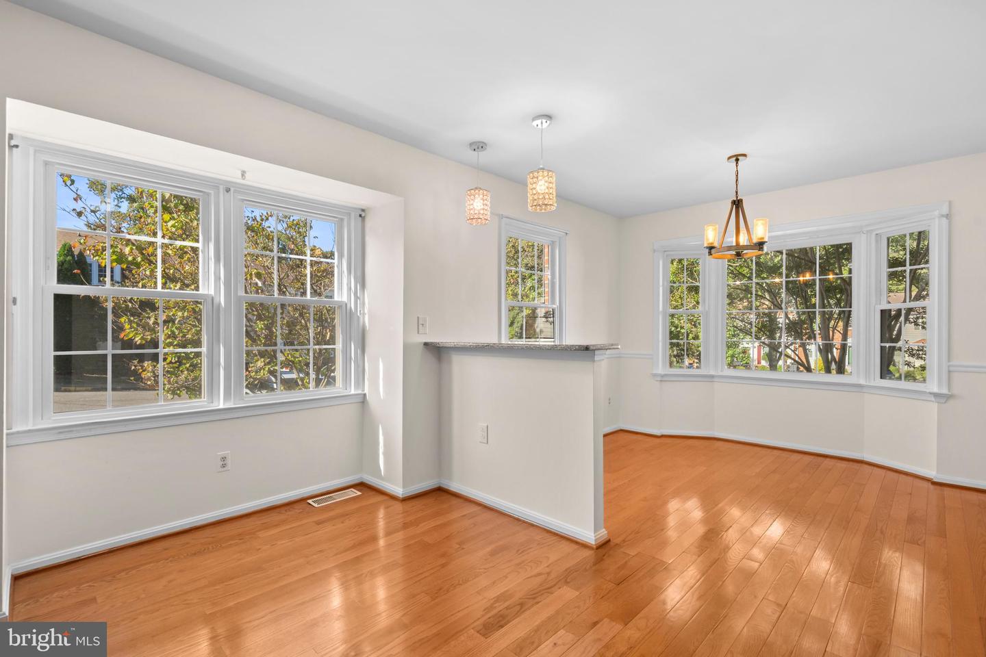 4947 MCFARLAND CT, FAIRFAX, Virginia 22032, 3 Bedrooms Bedrooms, ,2 BathroomsBathrooms,Residential,For sale,4947 MCFARLAND CT,VAFX2269636 MLS # VAFX2269636