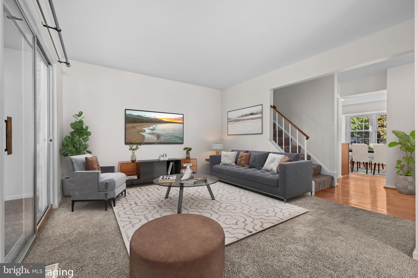 4947 MCFARLAND CT, FAIRFAX, Virginia 22032, 3 Bedrooms Bedrooms, ,2 BathroomsBathrooms,Residential,For sale,4947 MCFARLAND CT,VAFX2269636 MLS # VAFX2269636