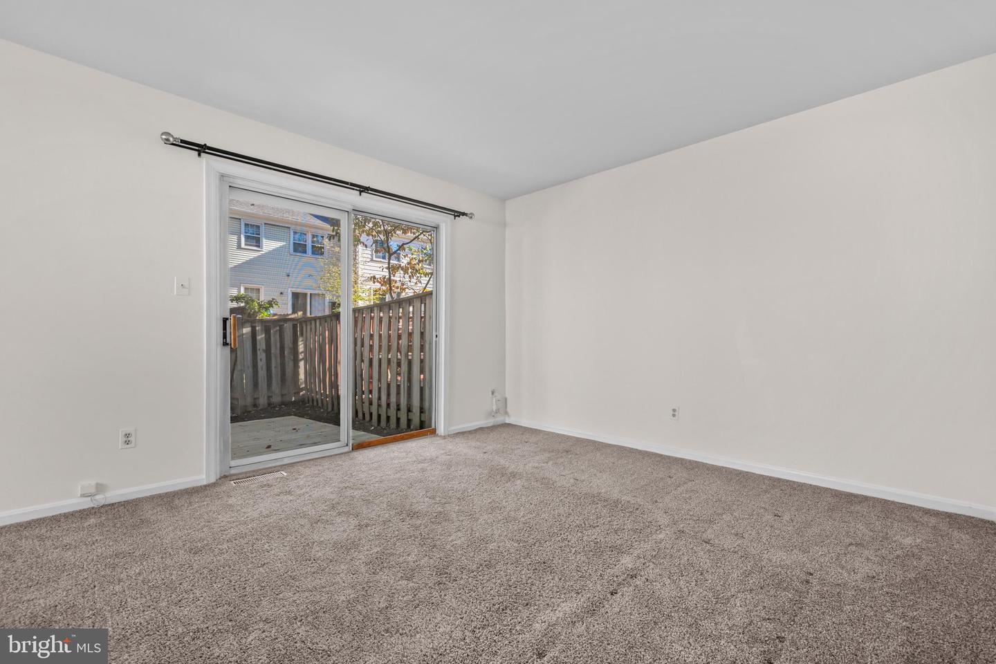 4947 MCFARLAND CT, FAIRFAX, Virginia 22032, 3 Bedrooms Bedrooms, ,2 BathroomsBathrooms,Residential,For sale,4947 MCFARLAND CT,VAFX2269636 MLS # VAFX2269636