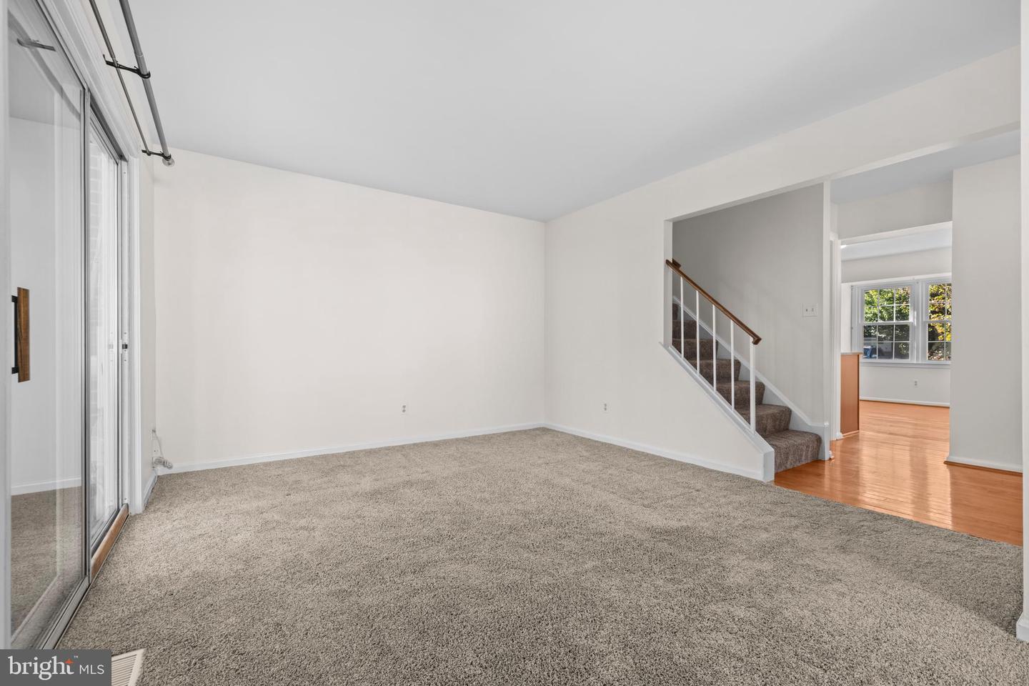4947 MCFARLAND CT, FAIRFAX, Virginia 22032, 3 Bedrooms Bedrooms, ,2 BathroomsBathrooms,Residential,For sale,4947 MCFARLAND CT,VAFX2269636 MLS # VAFX2269636