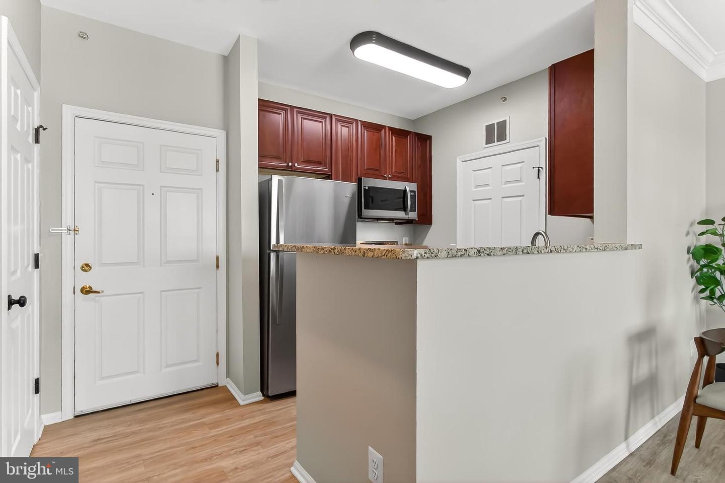 1521 SPRING GATE DR #10413, MCLEAN, Virginia 22102, 1 Bedroom Bedrooms, ,1 BathroomBathrooms,Residential,For sale,1521 SPRING GATE DR #10413,VAFX2269642 MLS # VAFX2269642