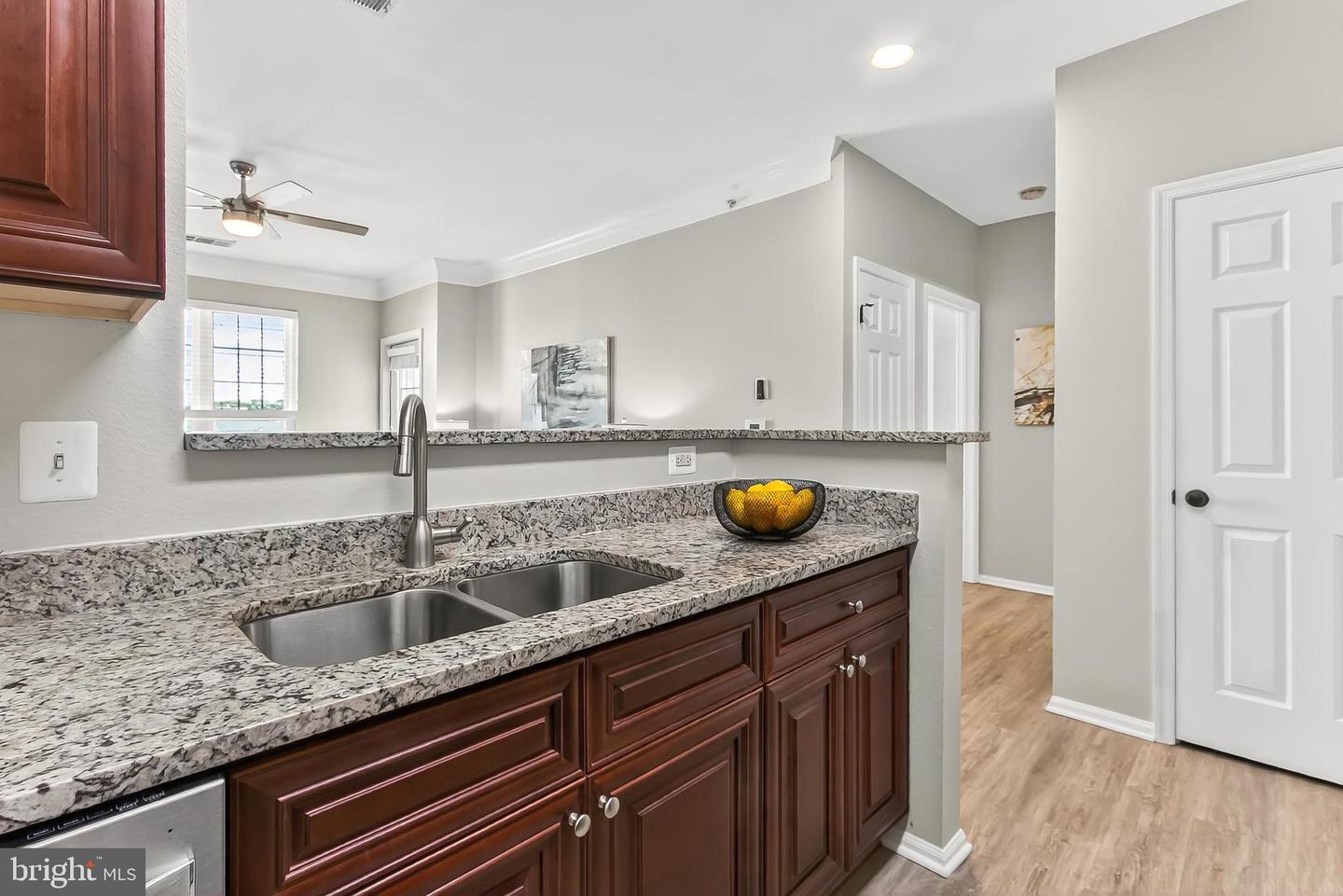 1521 SPRING GATE DR #10413, MCLEAN, Virginia 22102, 1 Bedroom Bedrooms, ,1 BathroomBathrooms,Residential,For sale,1521 SPRING GATE DR #10413,VAFX2269642 MLS # VAFX2269642