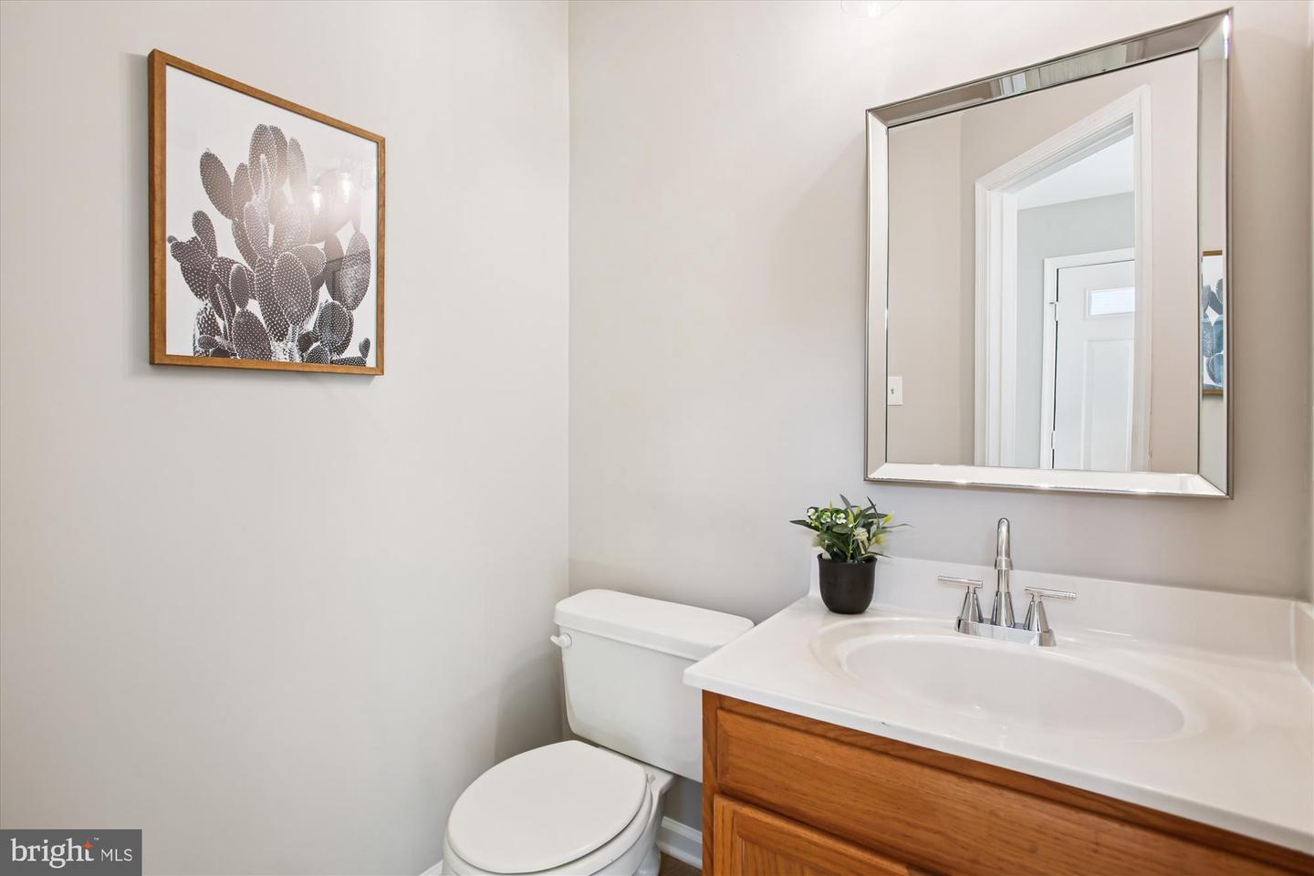 2700 WINSTON CT, WOODBRIDGE, Virginia 22191, 3 Bedrooms Bedrooms, ,3 BathroomsBathrooms,Residential,For sale,2700 WINSTON CT,VAPW2104906 MLS # VAPW2104906