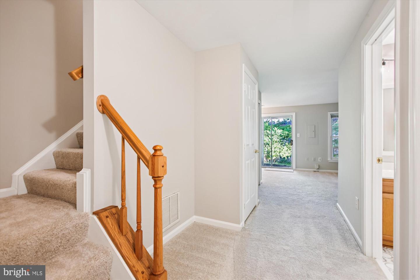 2700 WINSTON CT, WOODBRIDGE, Virginia 22191, 3 Bedrooms Bedrooms, ,3 BathroomsBathrooms,Residential,For sale,2700 WINSTON CT,VAPW2104906 MLS # VAPW2104906