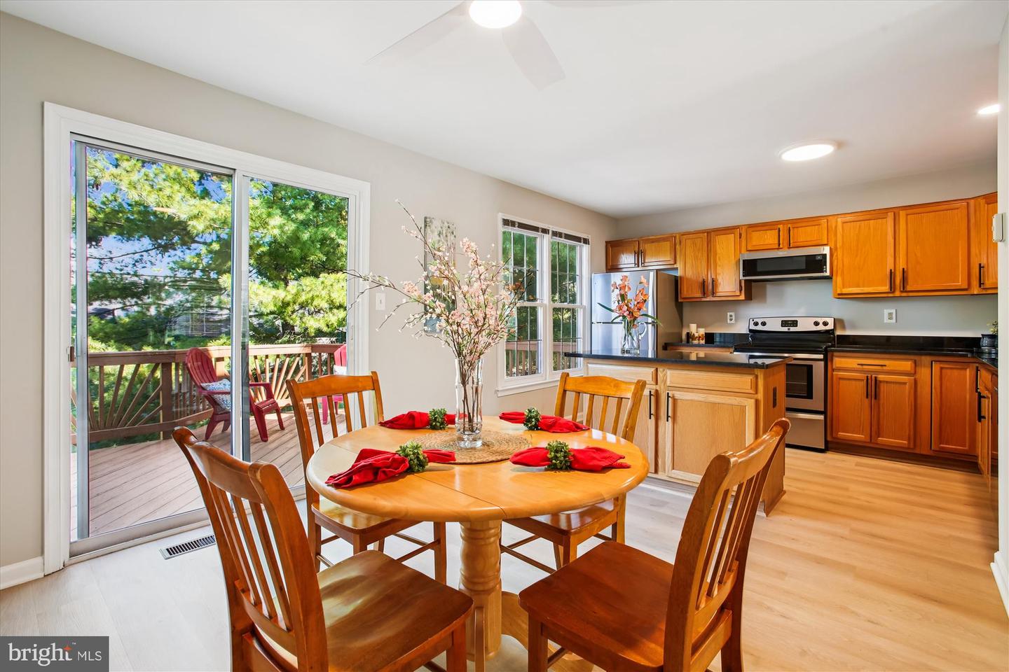 2700 WINSTON CT, WOODBRIDGE, Virginia 22191, 3 Bedrooms Bedrooms, ,3 BathroomsBathrooms,Residential,For sale,2700 WINSTON CT,VAPW2104906 MLS # VAPW2104906