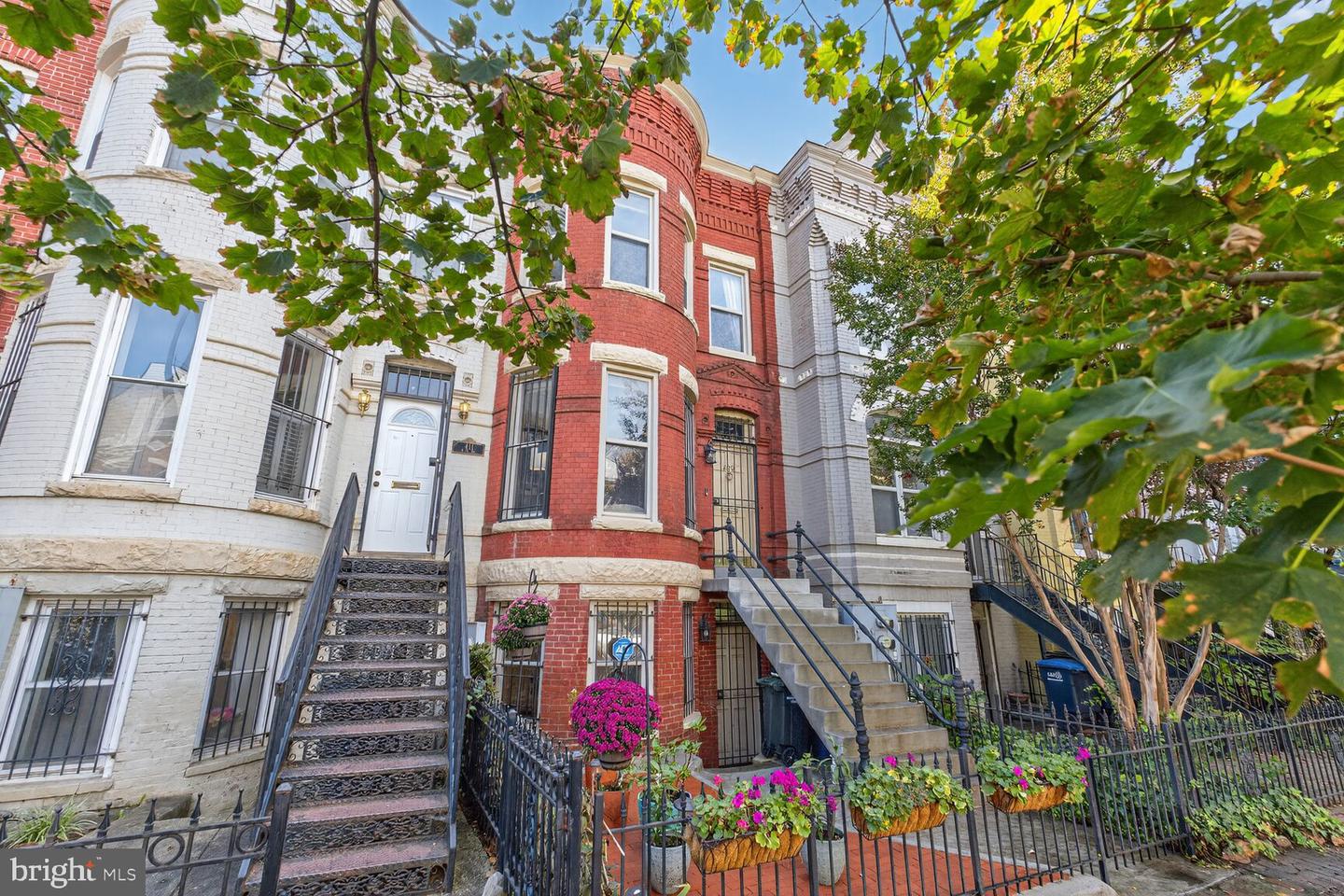 409 M ST NE, WASHINGTON, District Of Columbia 20002, 3 Bedrooms Bedrooms, ,2 BathroomsBathrooms,Residential,For sale,409 M ST NE,DCDC2224874 MLS # DCDC2224874