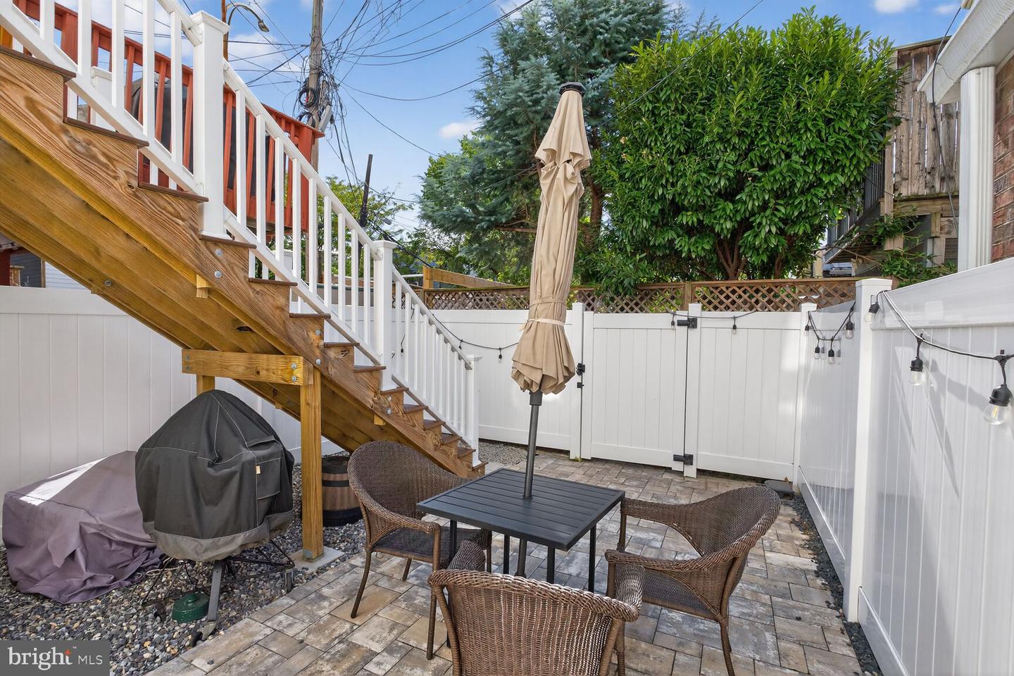 409 M ST NE, WASHINGTON, District Of Columbia 20002, 3 Bedrooms Bedrooms, ,2 BathroomsBathrooms,Residential,For sale,409 M ST NE,DCDC2224874 MLS # DCDC2224874