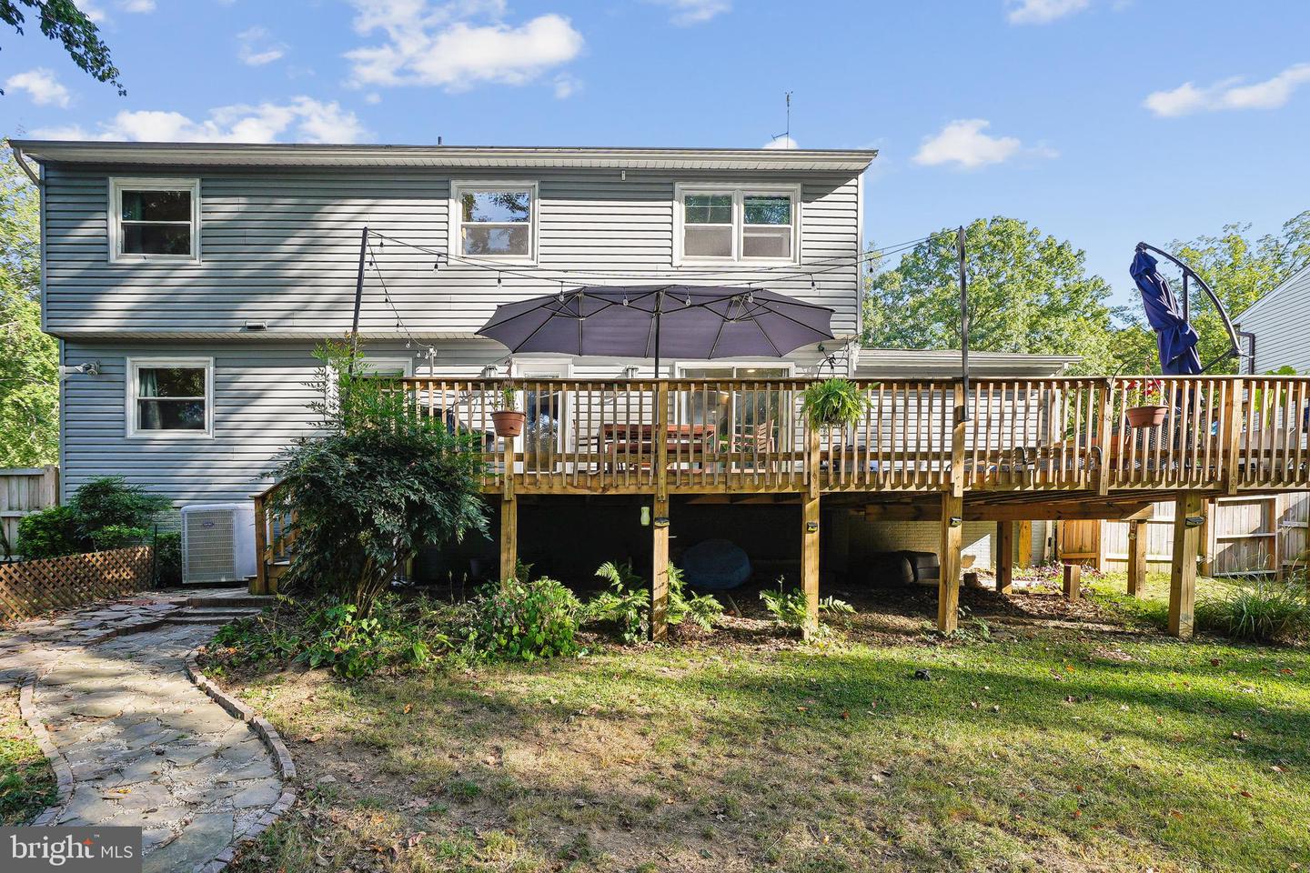 16022 MACEDONIA DR, WOODBRIDGE, Virginia 22191, 4 Bedrooms Bedrooms, ,2 BathroomsBathrooms,Residential,For sale,16022 MACEDONIA DR,VAPW2105134 MLS # VAPW2105134