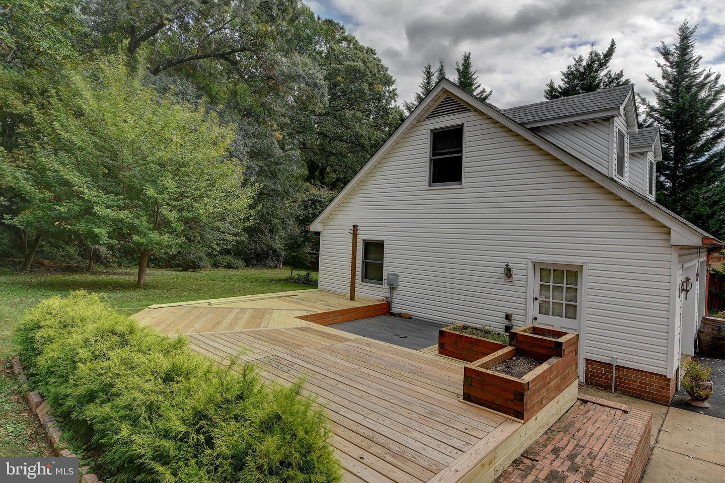 4703 MARYMEAD DR, FAIRFAX, Virginia 22030, 5 Bedrooms Bedrooms, ,4 BathroomsBathrooms,Residential,For sale,4703 MARYMEAD DR,VAFX2270166 MLS # VAFX2270166