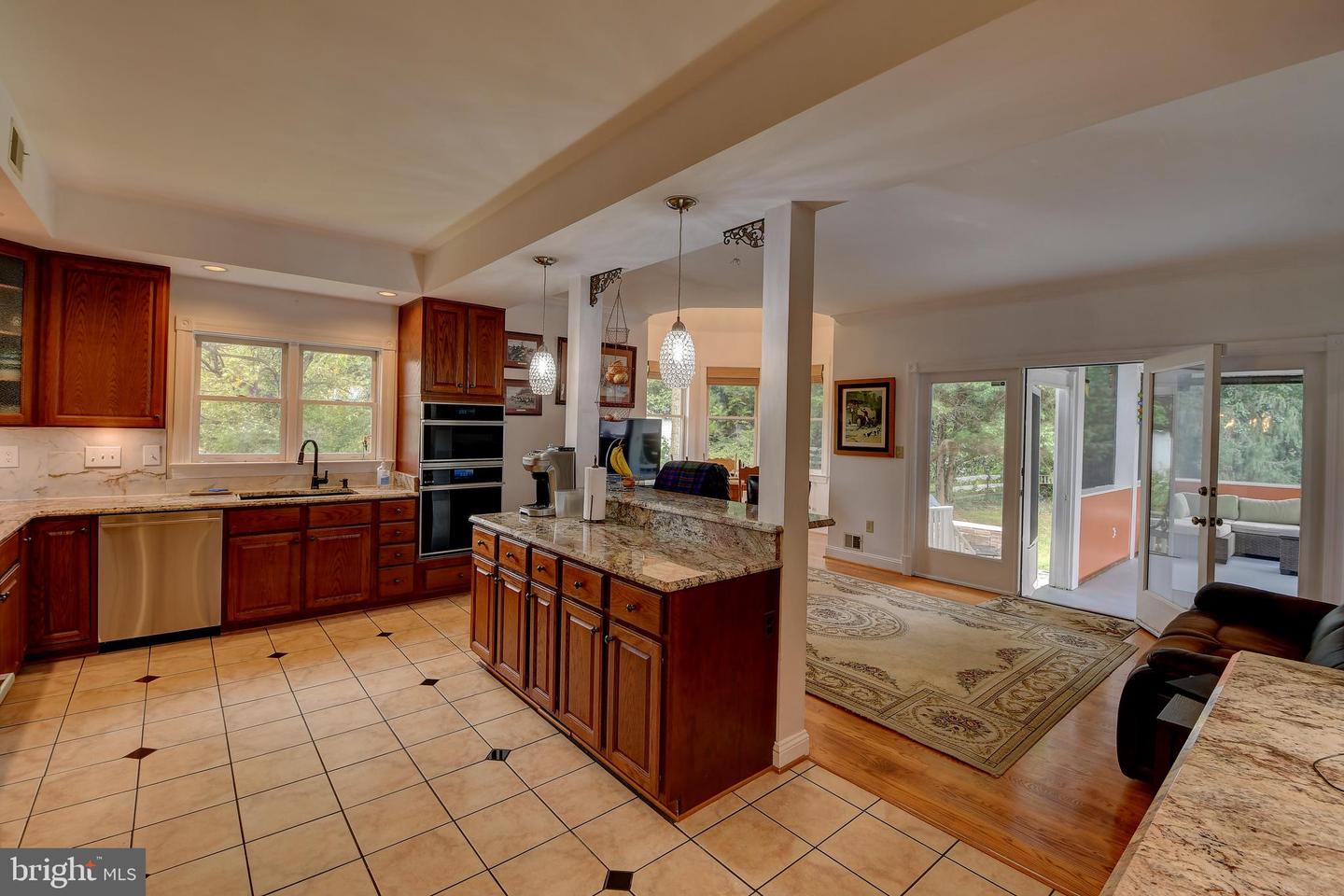4703 MARYMEAD DR, FAIRFAX, Virginia 22030, 5 Bedrooms Bedrooms, ,4 BathroomsBathrooms,Residential,For sale,4703 MARYMEAD DR,VAFX2270166 MLS # VAFX2270166