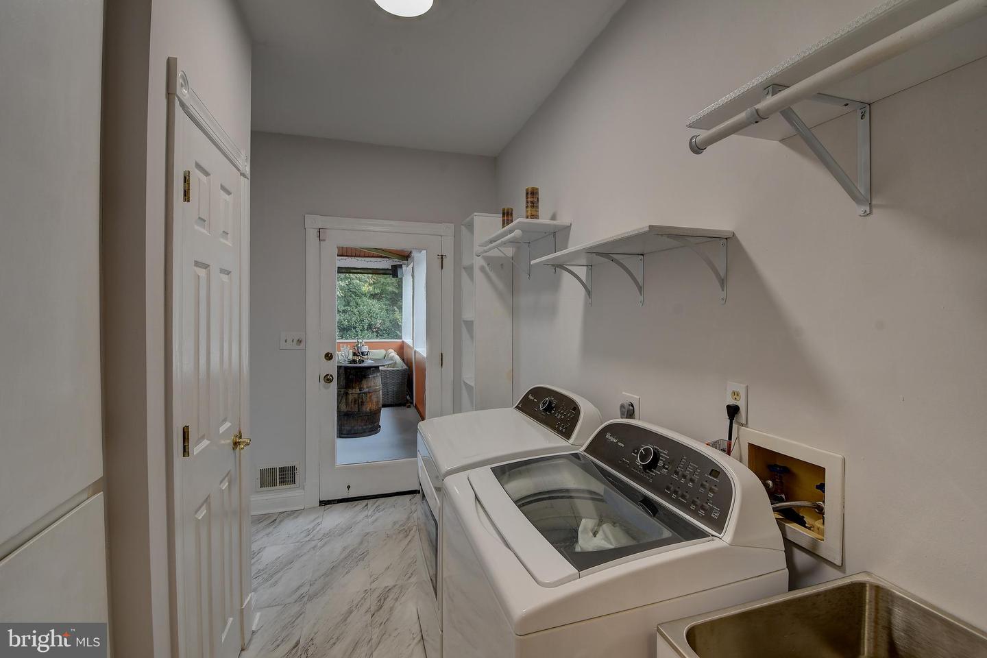 4703 MARYMEAD DR, FAIRFAX, Virginia 22030, 5 Bedrooms Bedrooms, ,4 BathroomsBathrooms,Residential,For sale,4703 MARYMEAD DR,VAFX2270166 MLS # VAFX2270166
