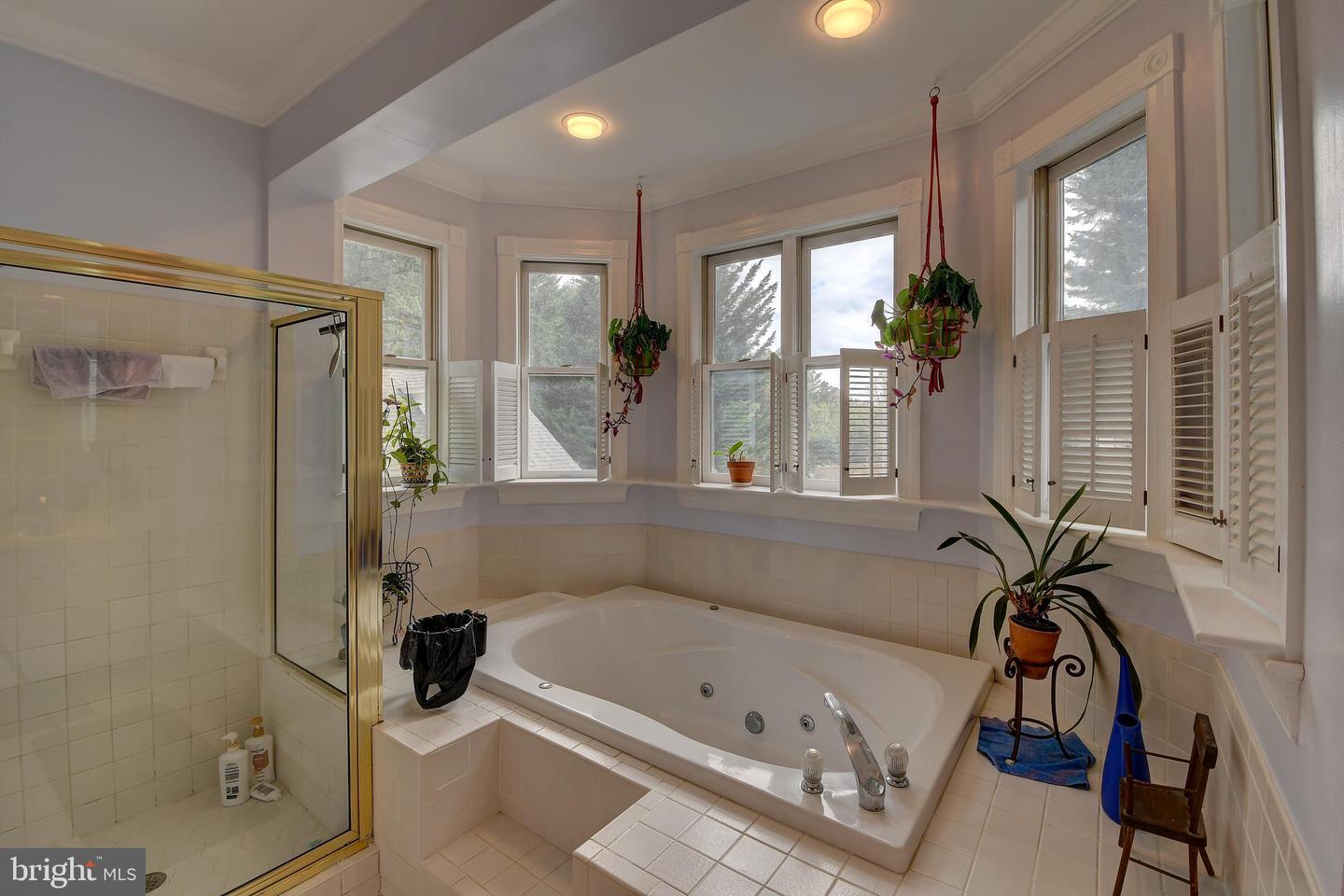 4703 MARYMEAD DR, FAIRFAX, Virginia 22030, 5 Bedrooms Bedrooms, ,4 BathroomsBathrooms,Residential,For sale,4703 MARYMEAD DR,VAFX2270166 MLS # VAFX2270166