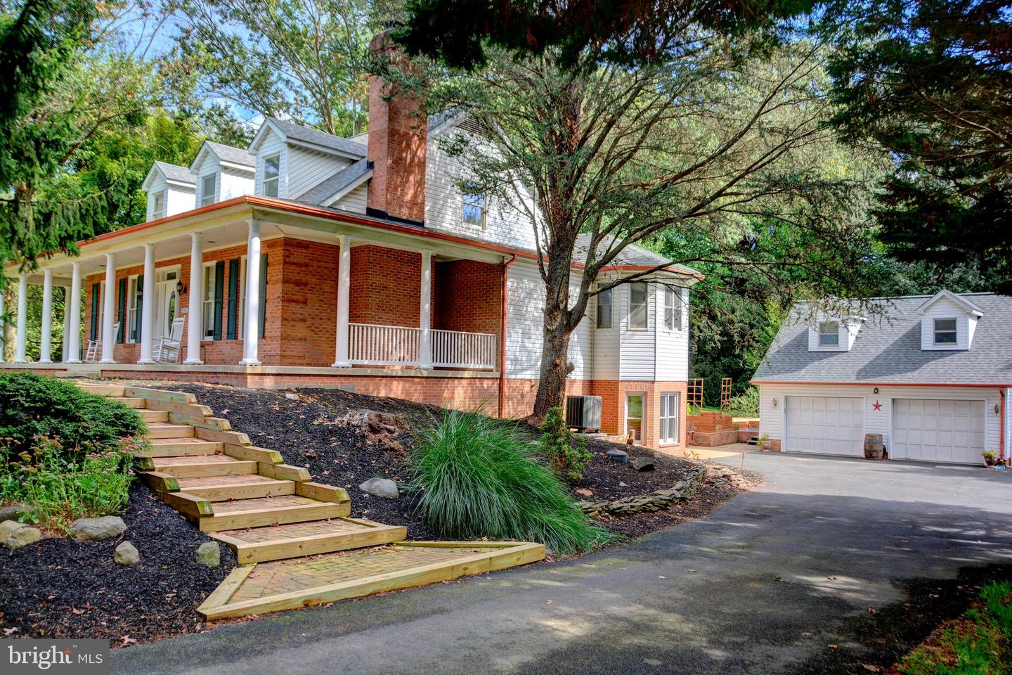 4703 MARYMEAD DR, FAIRFAX, Virginia 22030, 5 Bedrooms Bedrooms, ,4 BathroomsBathrooms,Residential,For sale,4703 MARYMEAD DR,VAFX2270166 MLS # VAFX2270166