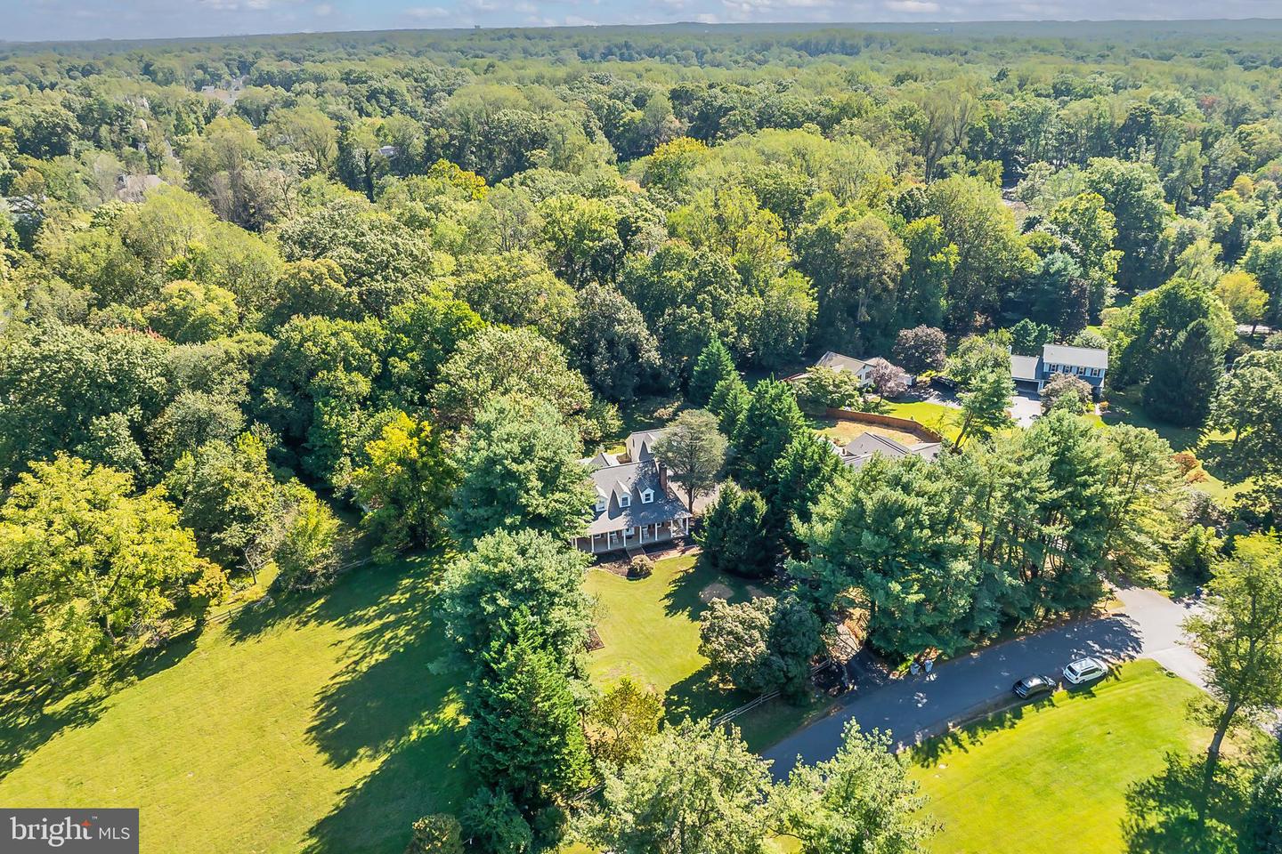 4703 MARYMEAD DR, FAIRFAX, Virginia 22030, 5 Bedrooms Bedrooms, ,4 BathroomsBathrooms,Residential,For sale,4703 MARYMEAD DR,VAFX2270166 MLS # VAFX2270166