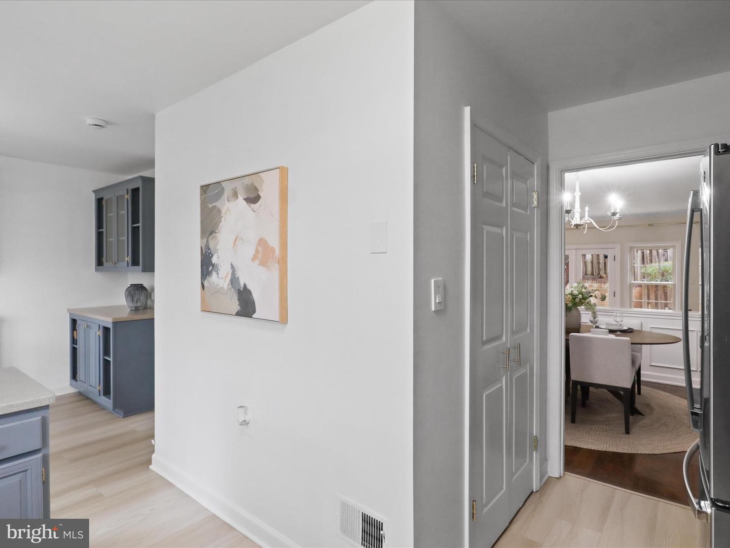 3001 FEDERAL HILL DR, FALLS CHURCH, Virginia 22044, 3 Bedrooms Bedrooms, ,2 BathroomsBathrooms,Residential,For sale,3001 FEDERAL HILL DR,VAFX2270168 MLS # VAFX2270168