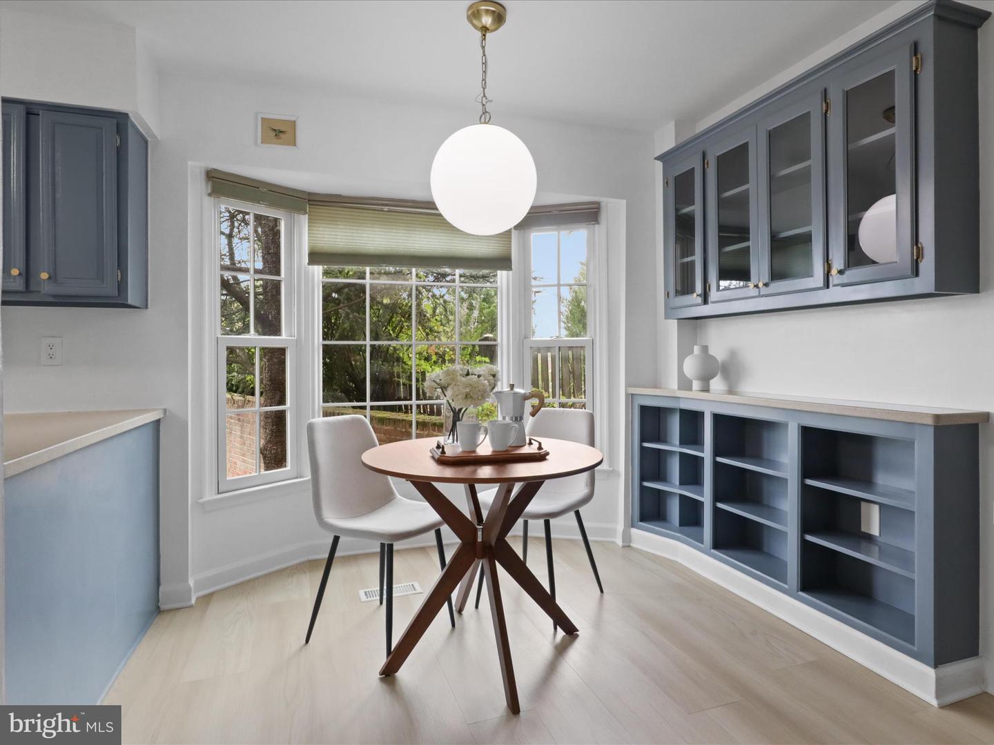 3001 FEDERAL HILL DR, FALLS CHURCH, Virginia 22044, 3 Bedrooms Bedrooms, ,2 BathroomsBathrooms,Residential,For sale,3001 FEDERAL HILL DR,VAFX2270168 MLS # VAFX2270168