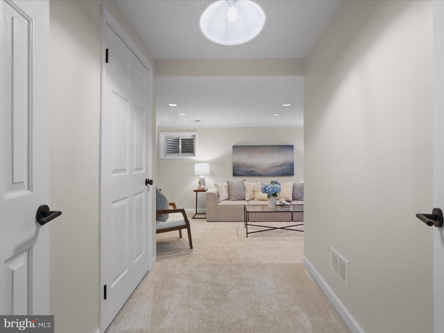 3001 FEDERAL HILL DR, FALLS CHURCH, Virginia 22044, 3 Bedrooms Bedrooms, ,2 BathroomsBathrooms,Residential,For sale,3001 FEDERAL HILL DR,VAFX2270168 MLS # VAFX2270168